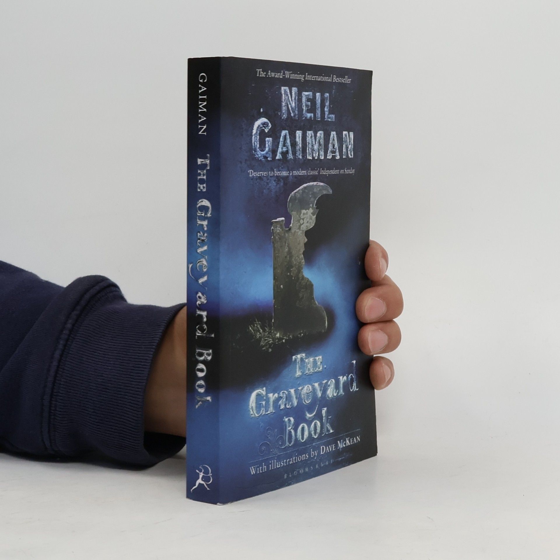Neil Gaiman The Graveyard Book
