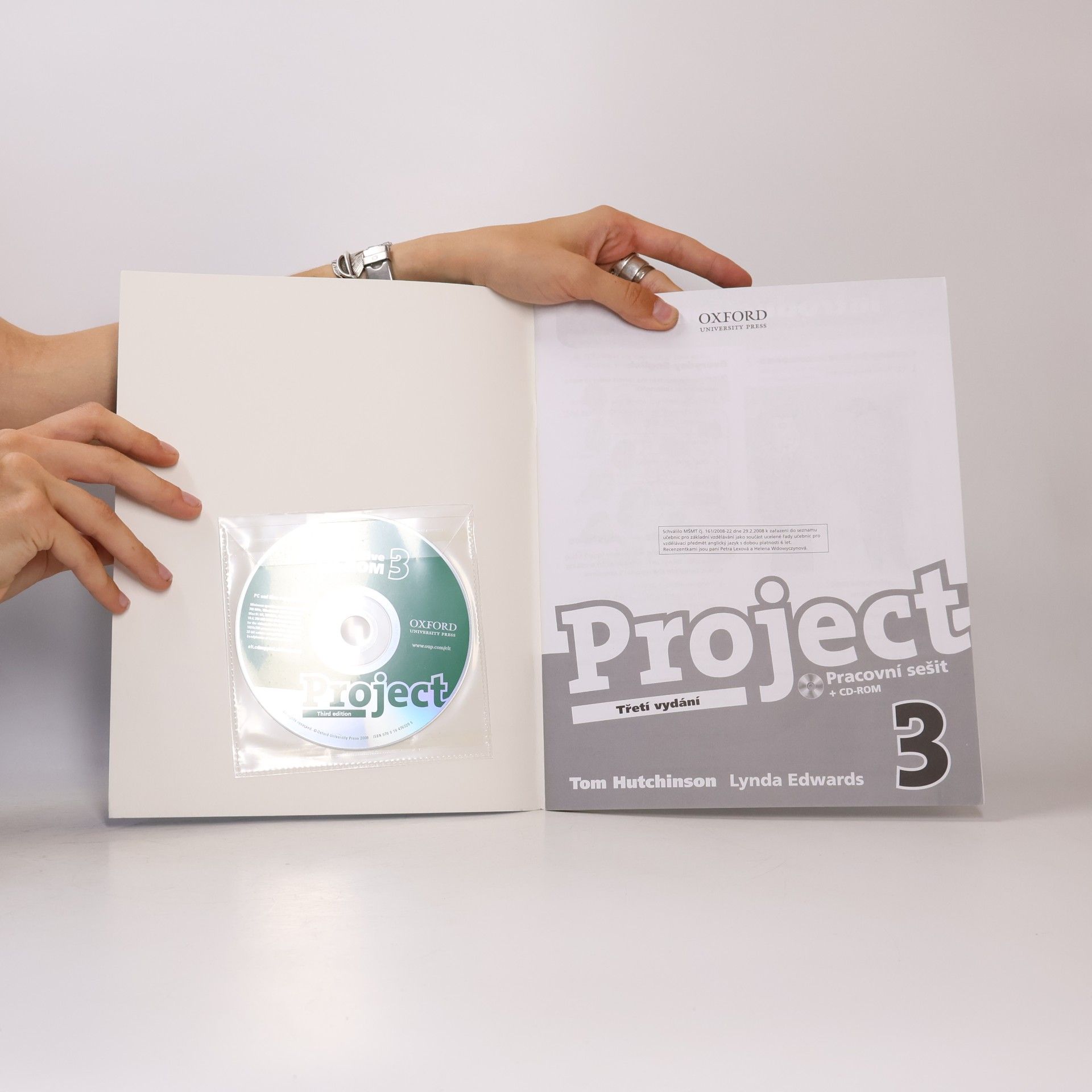 Tom Hutchinson Project. 3, Pracovní sešit