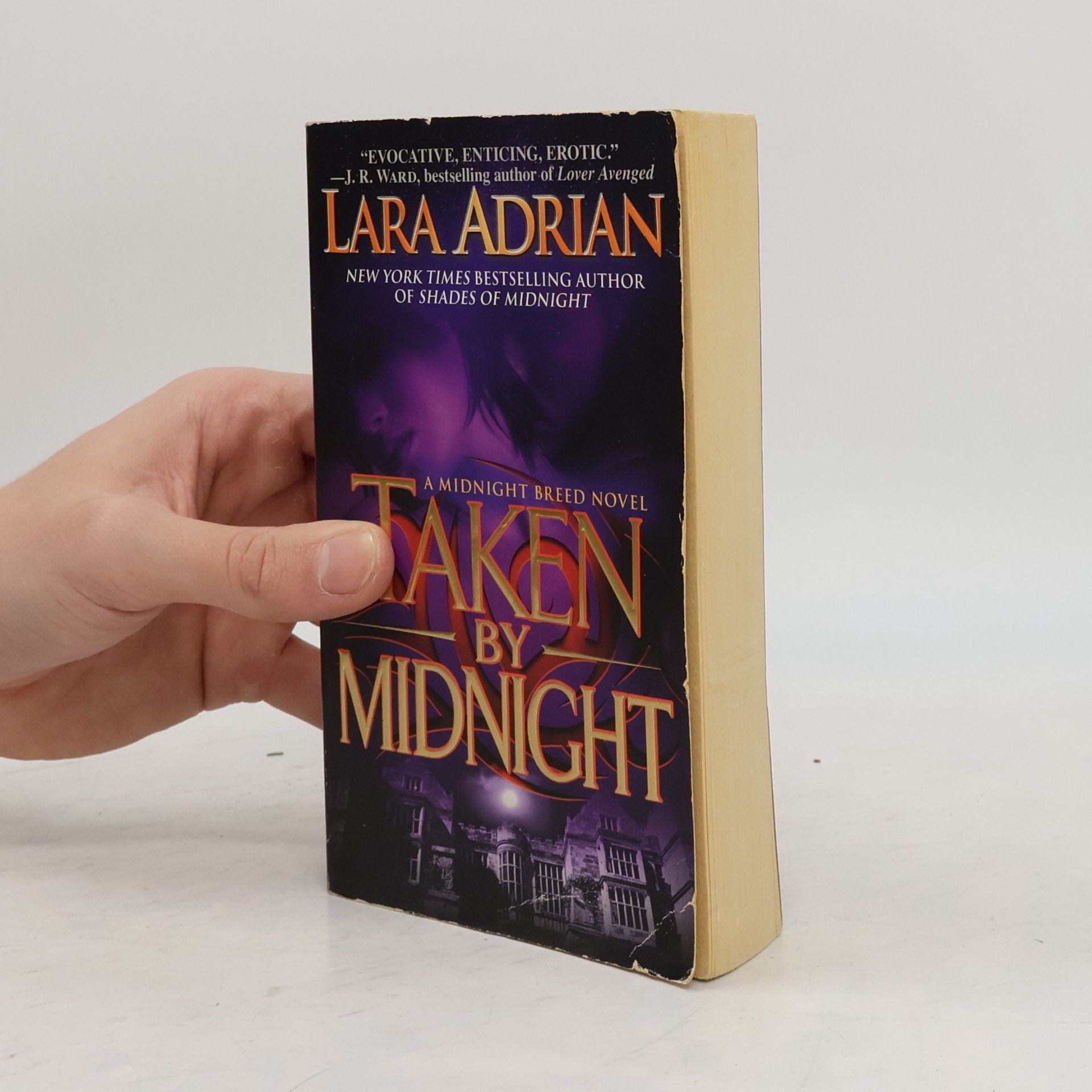 Lara Adrian Taken by Midnight