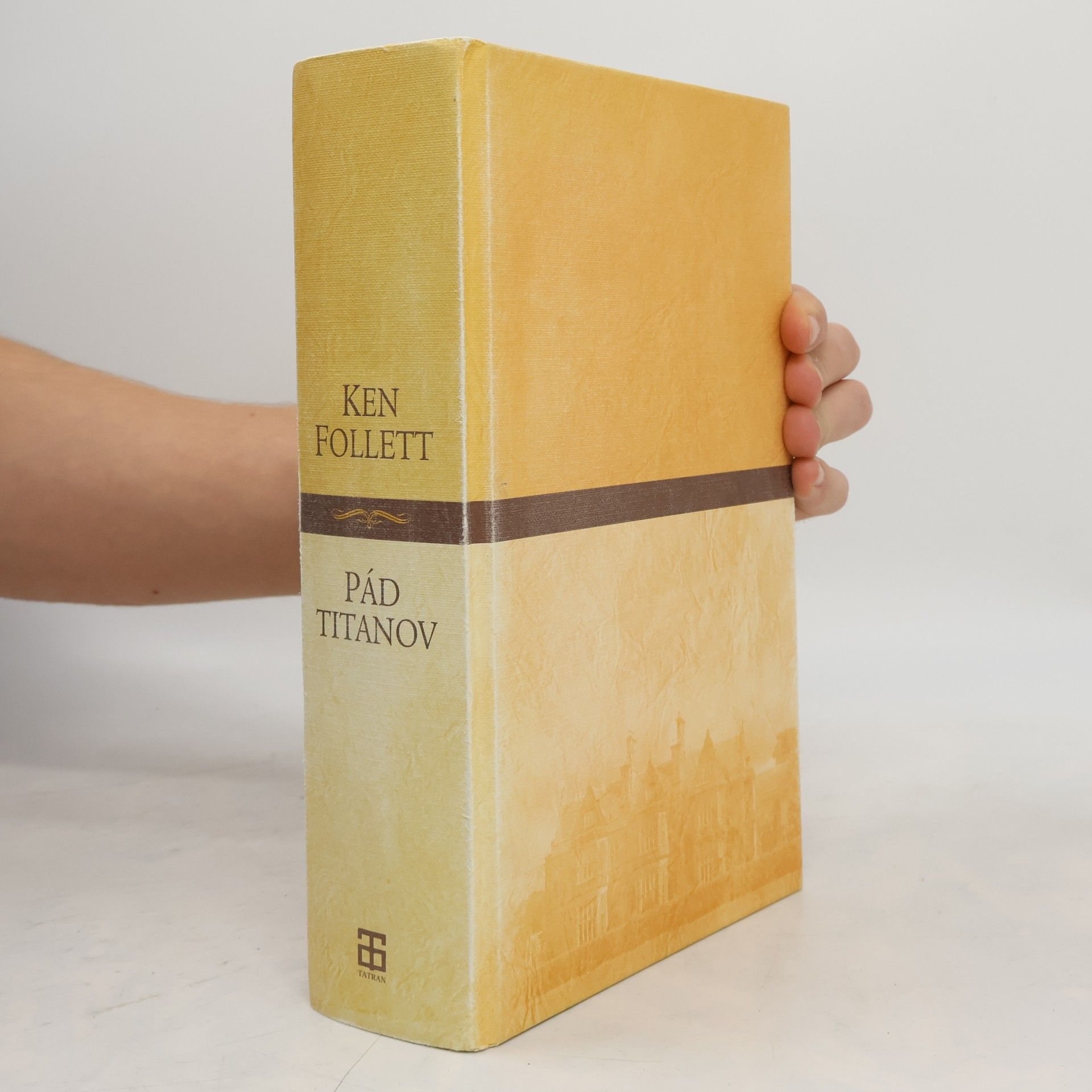 Ken Follett Pád titanov