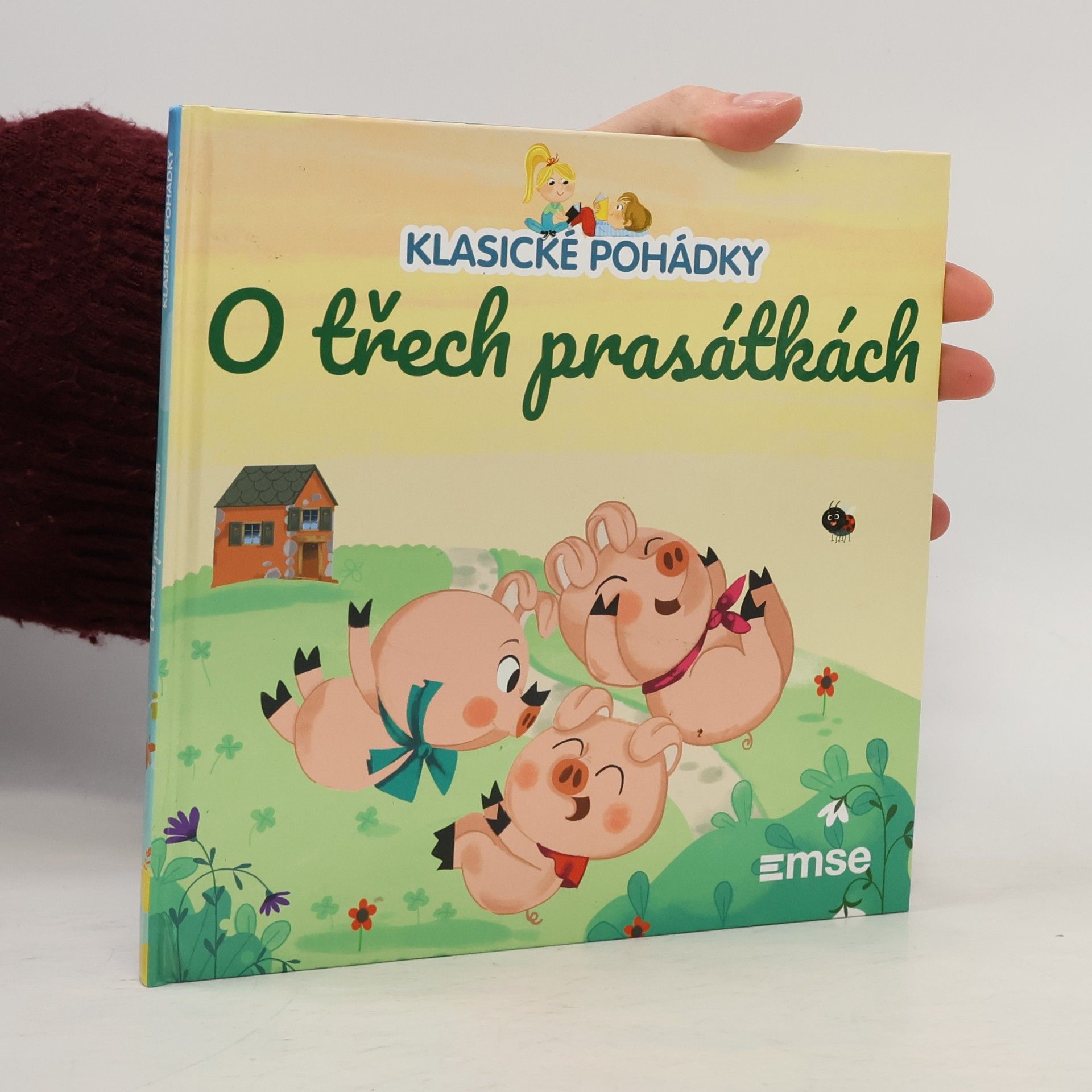 kolektiv O třech prasátkách
