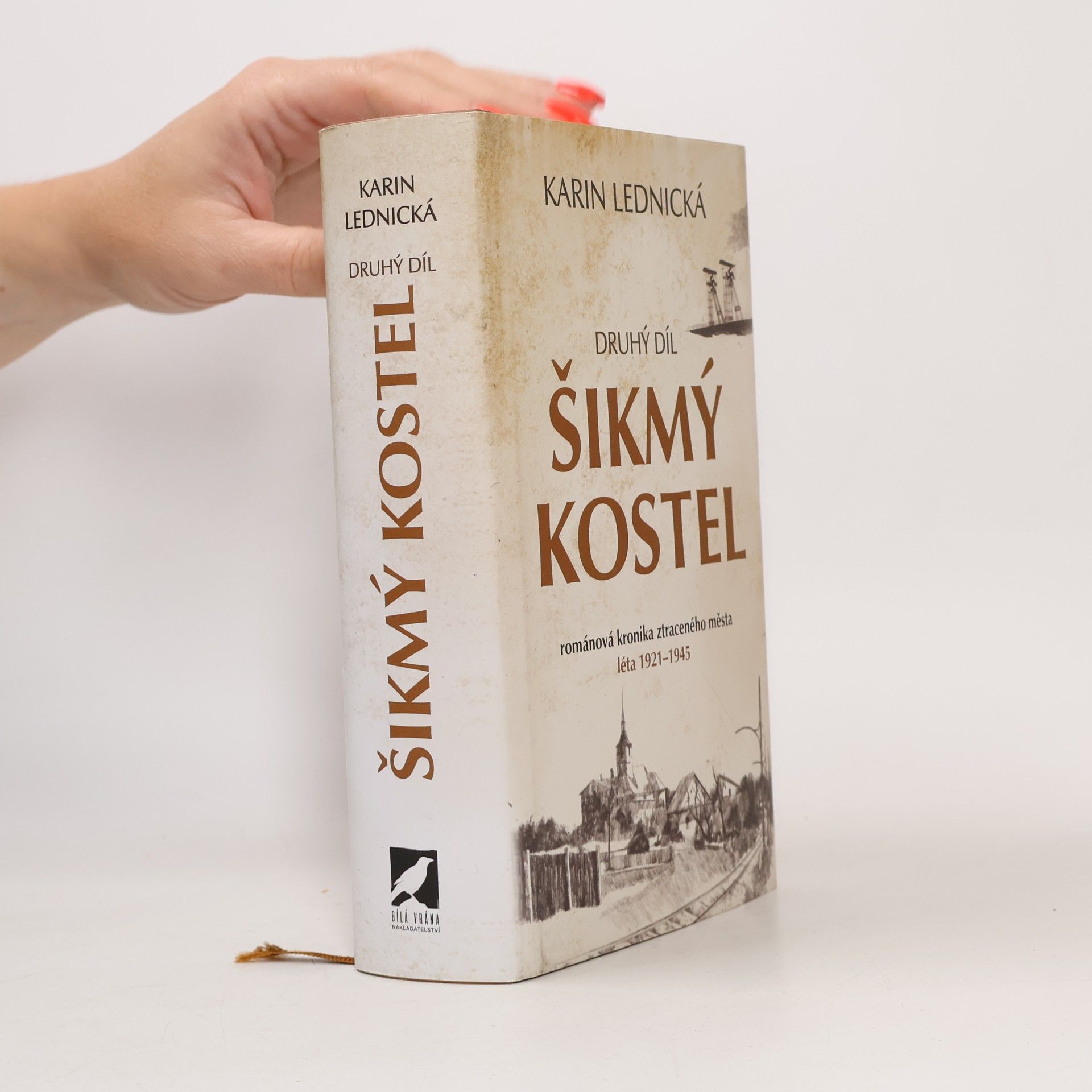 Karin Lednická Šikmý kostel 2
