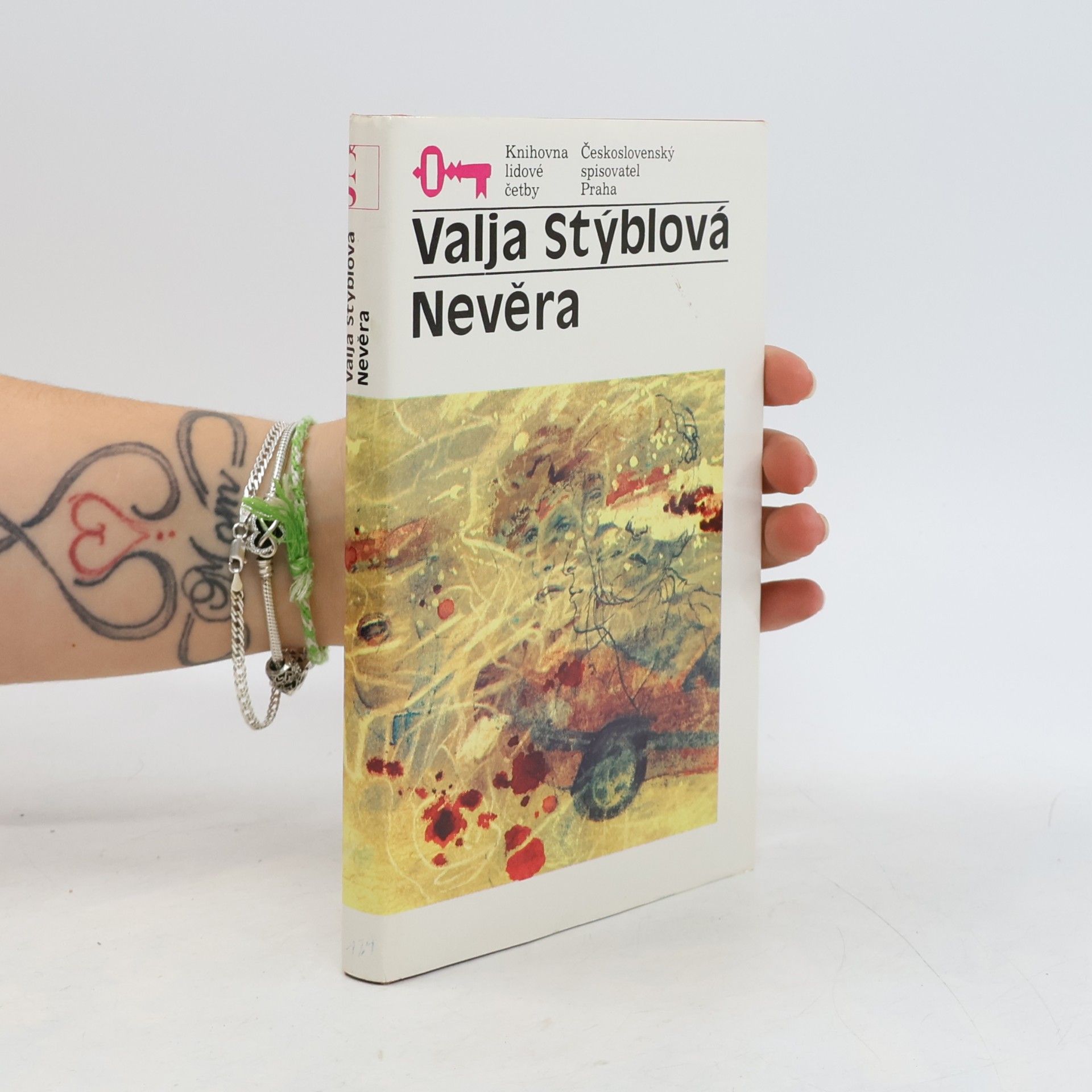 Valja Stýblová Nevěra