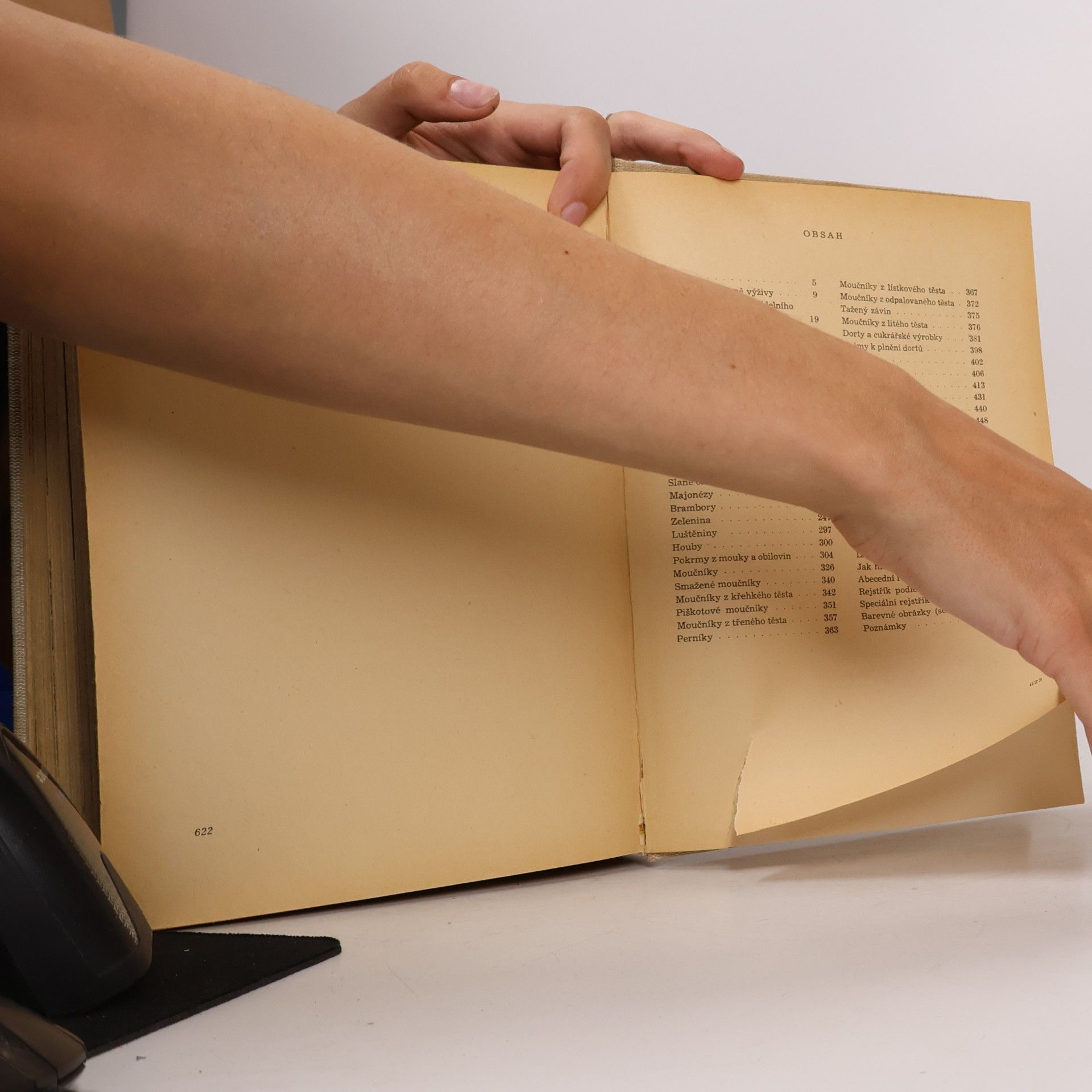 Various authors Vaříme zdravě, chutně a hospodárně