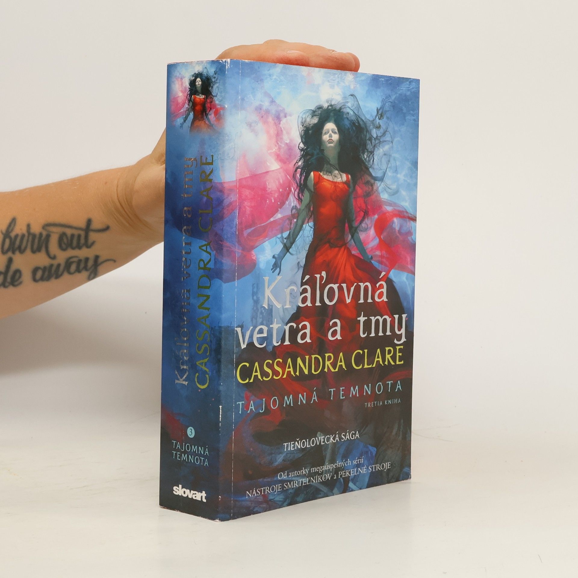 Cassandra Clare Kráľovná vetra a tmy