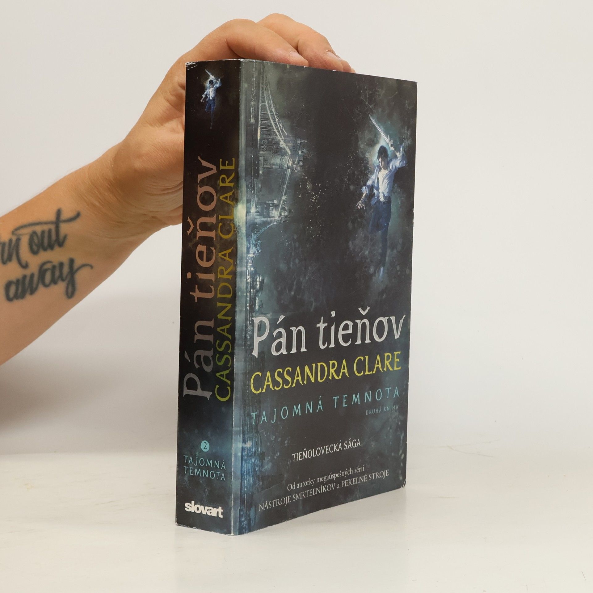 Cassandra Clare Pán tieňov