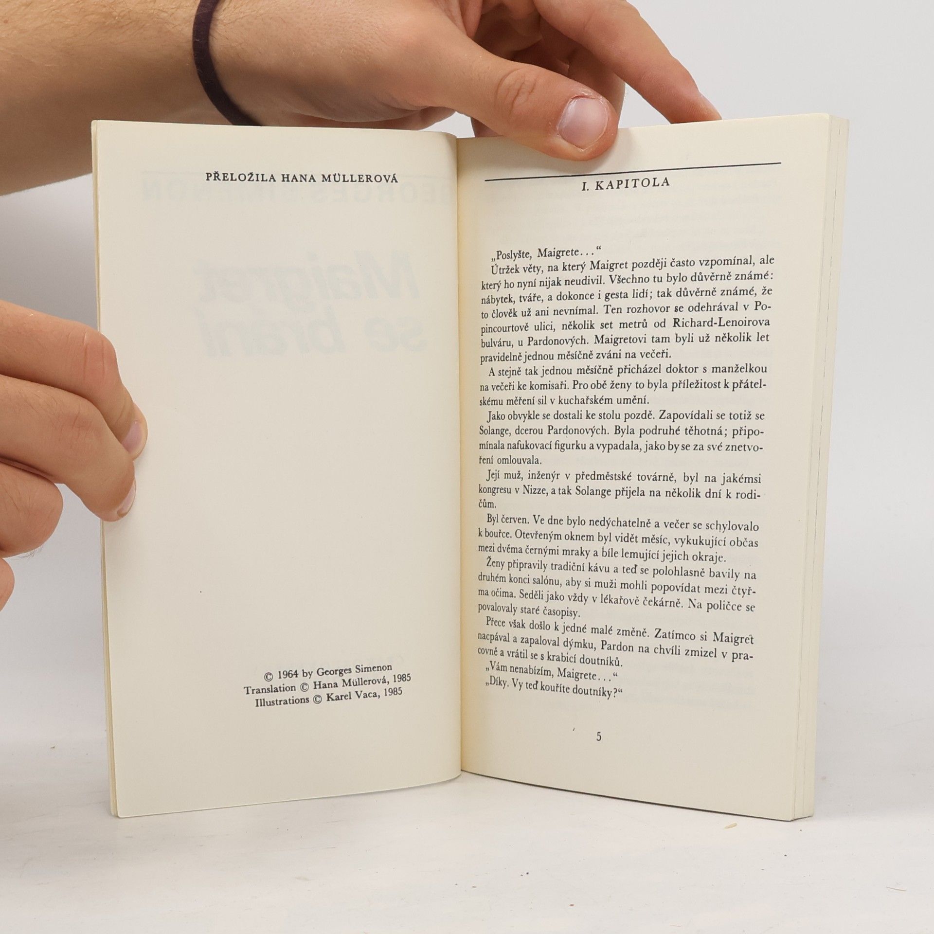 Georges Simenon Maigret se brání