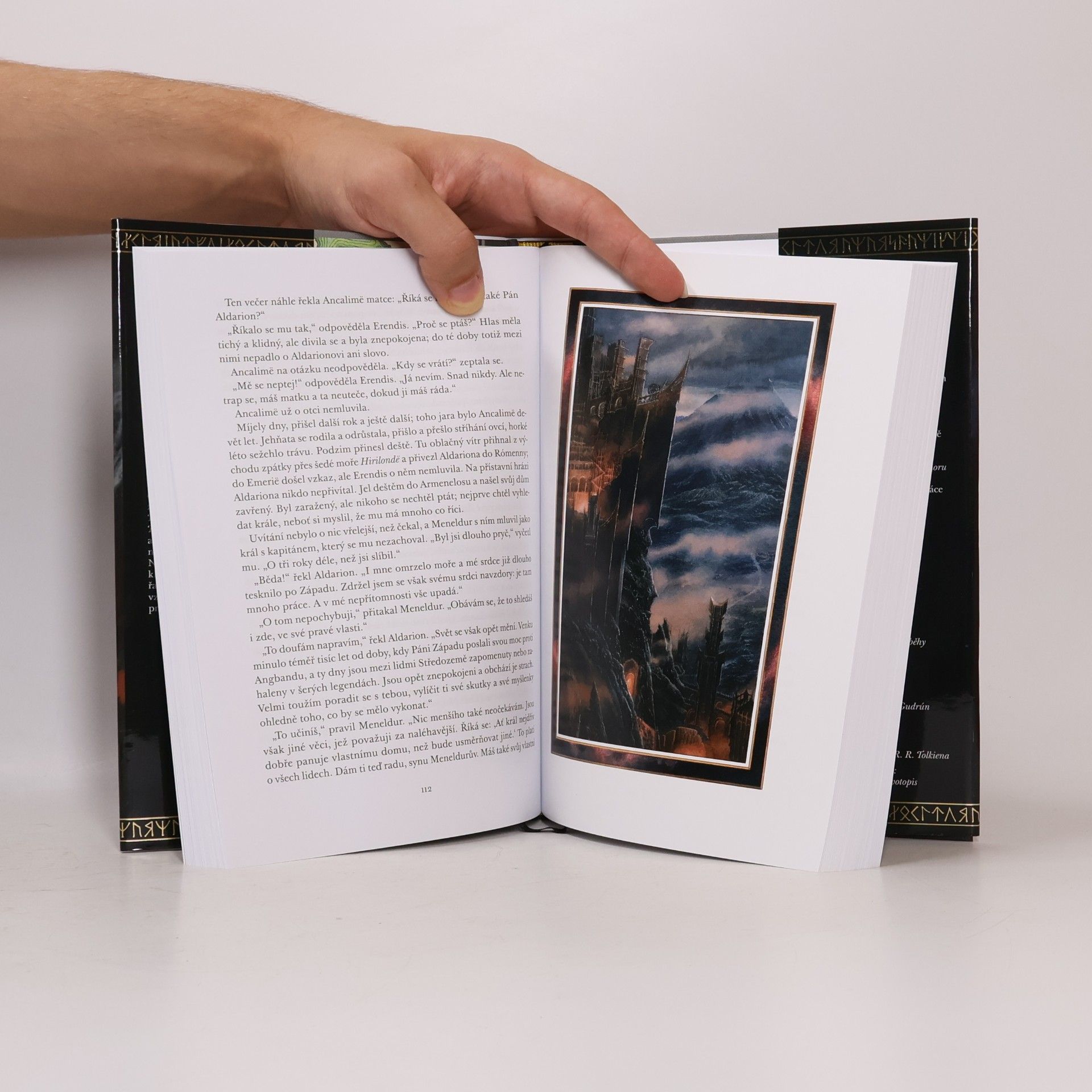 J. R. R. Tolkien Pád Númenoru a jiné příběhy z druhého věku Středozemě
