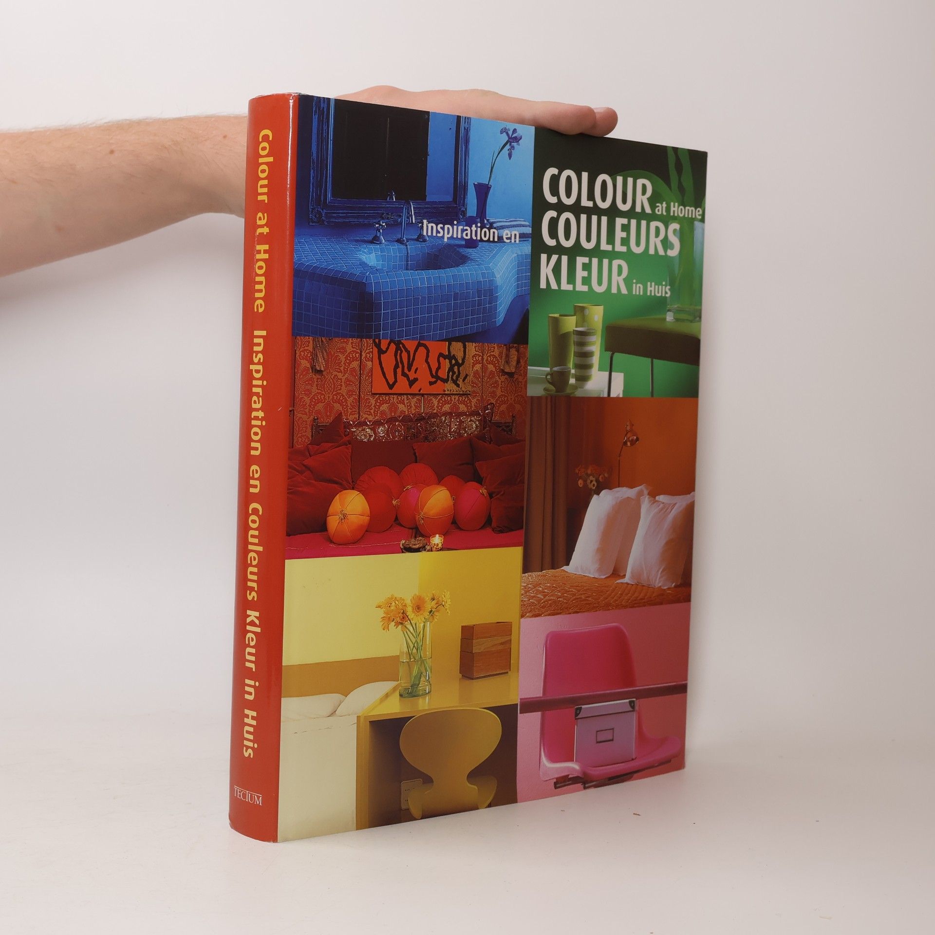 kolektiv Colour at home