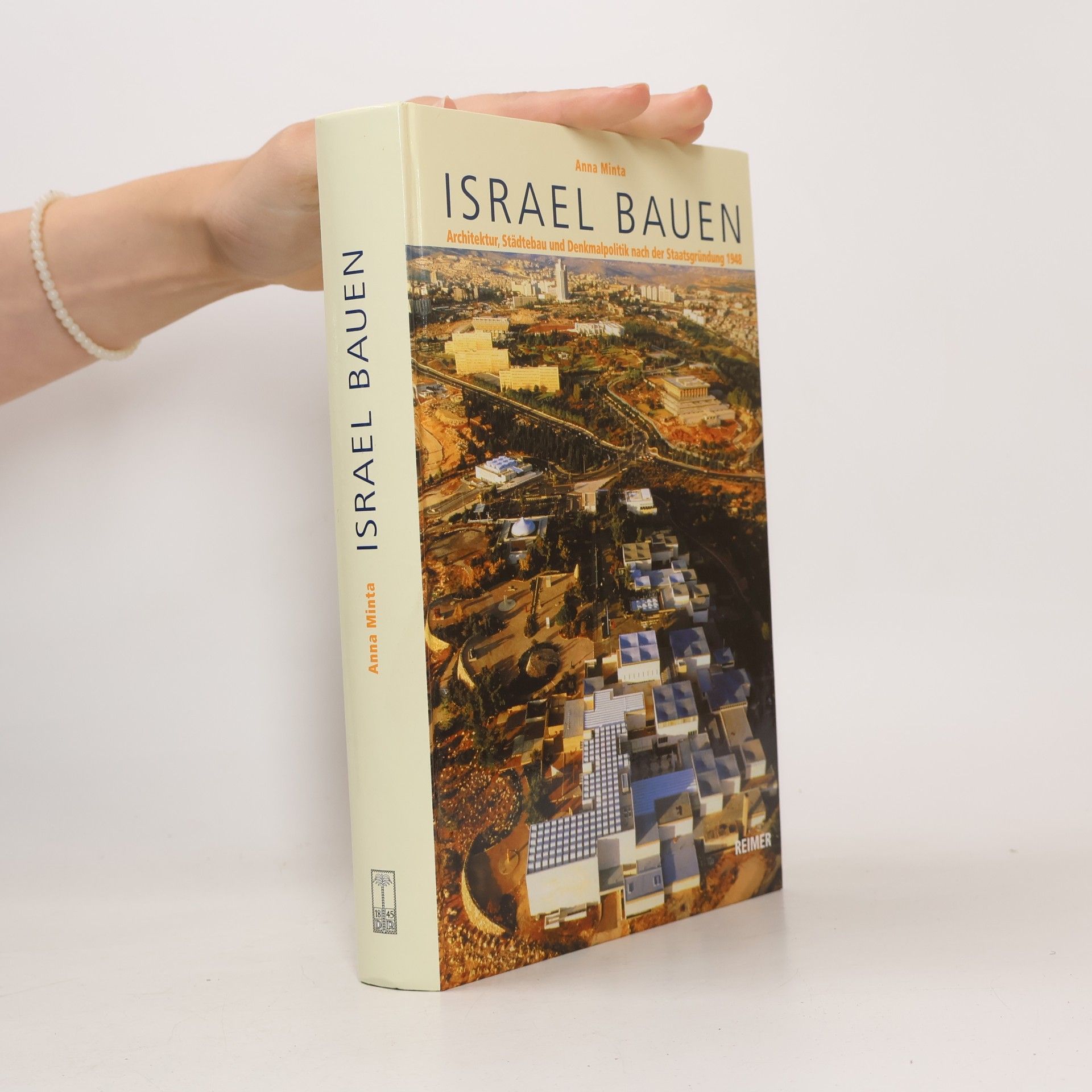 Anna Minta Israel bauen