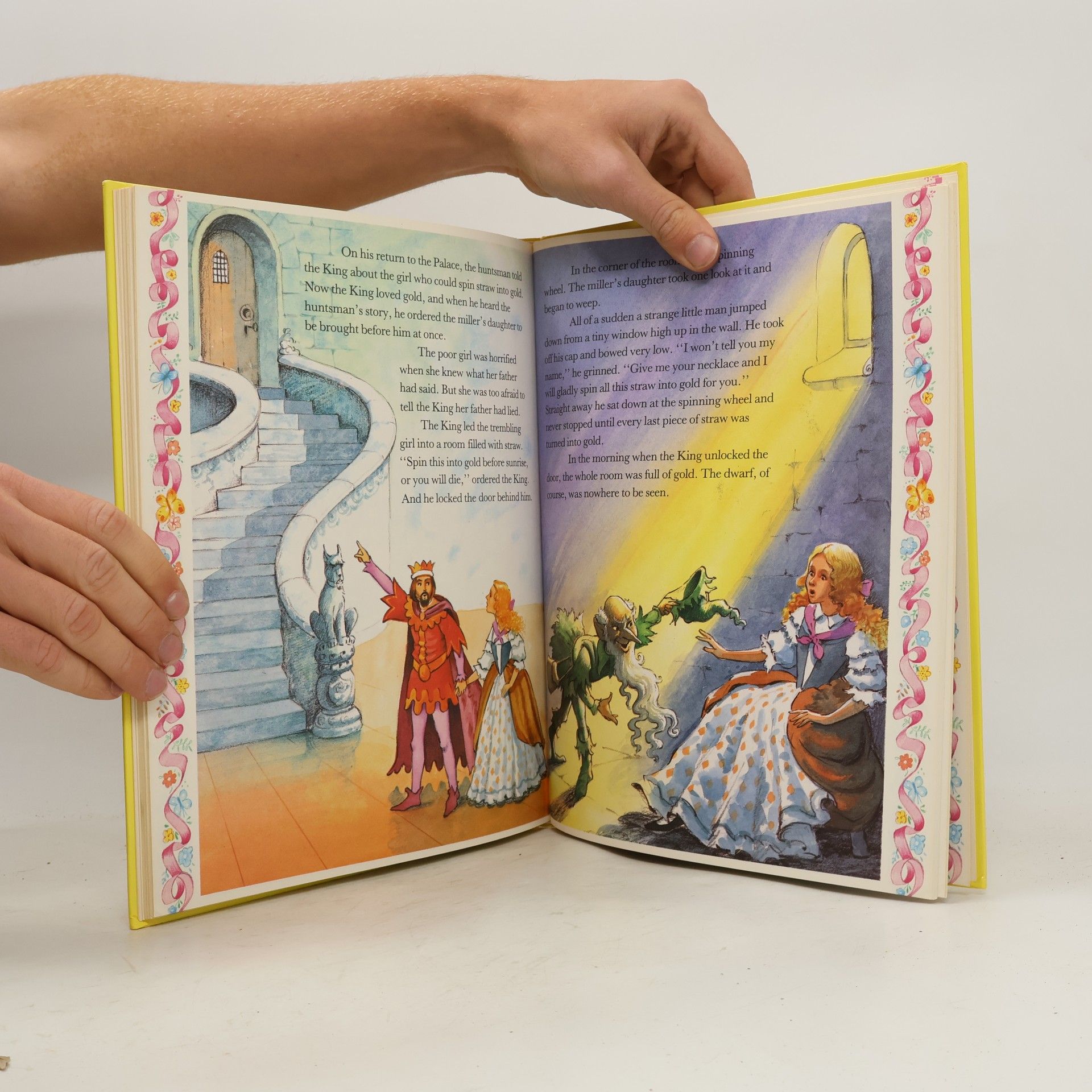 Ann McKie A Treasury of Favourite Tales