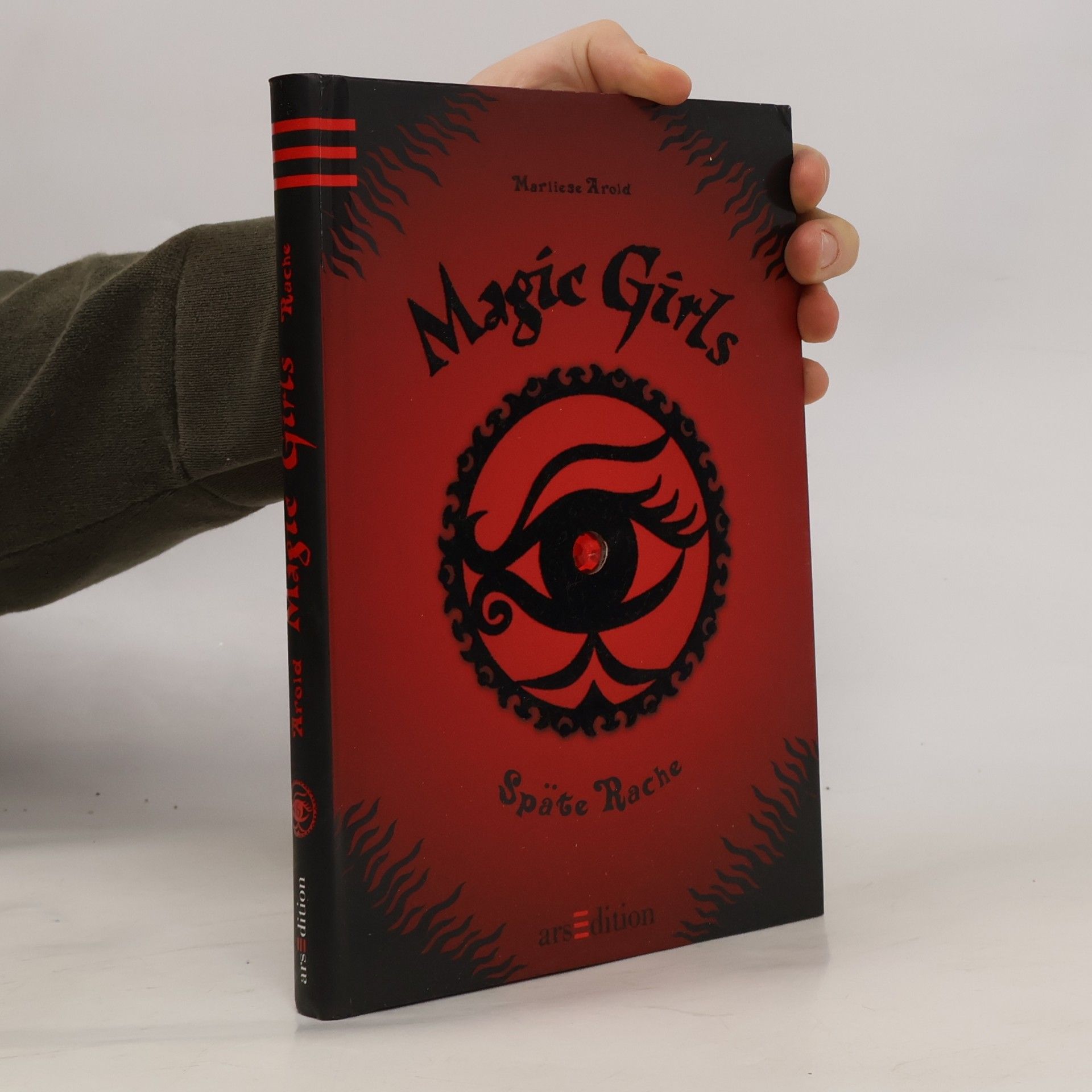 MArliese Aroldová Magic Girls: Späte Rache