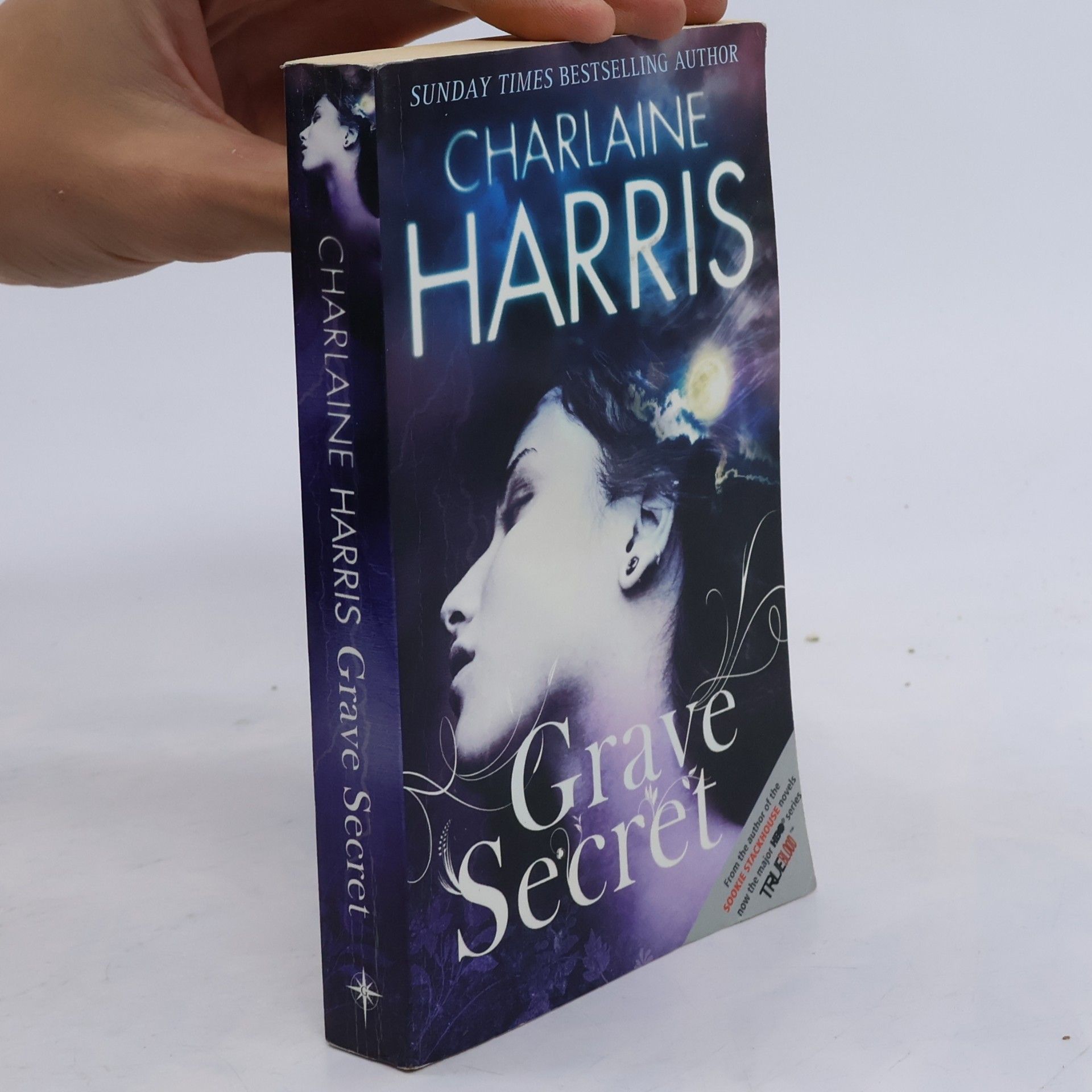 Charlaine Harris Grave Secret