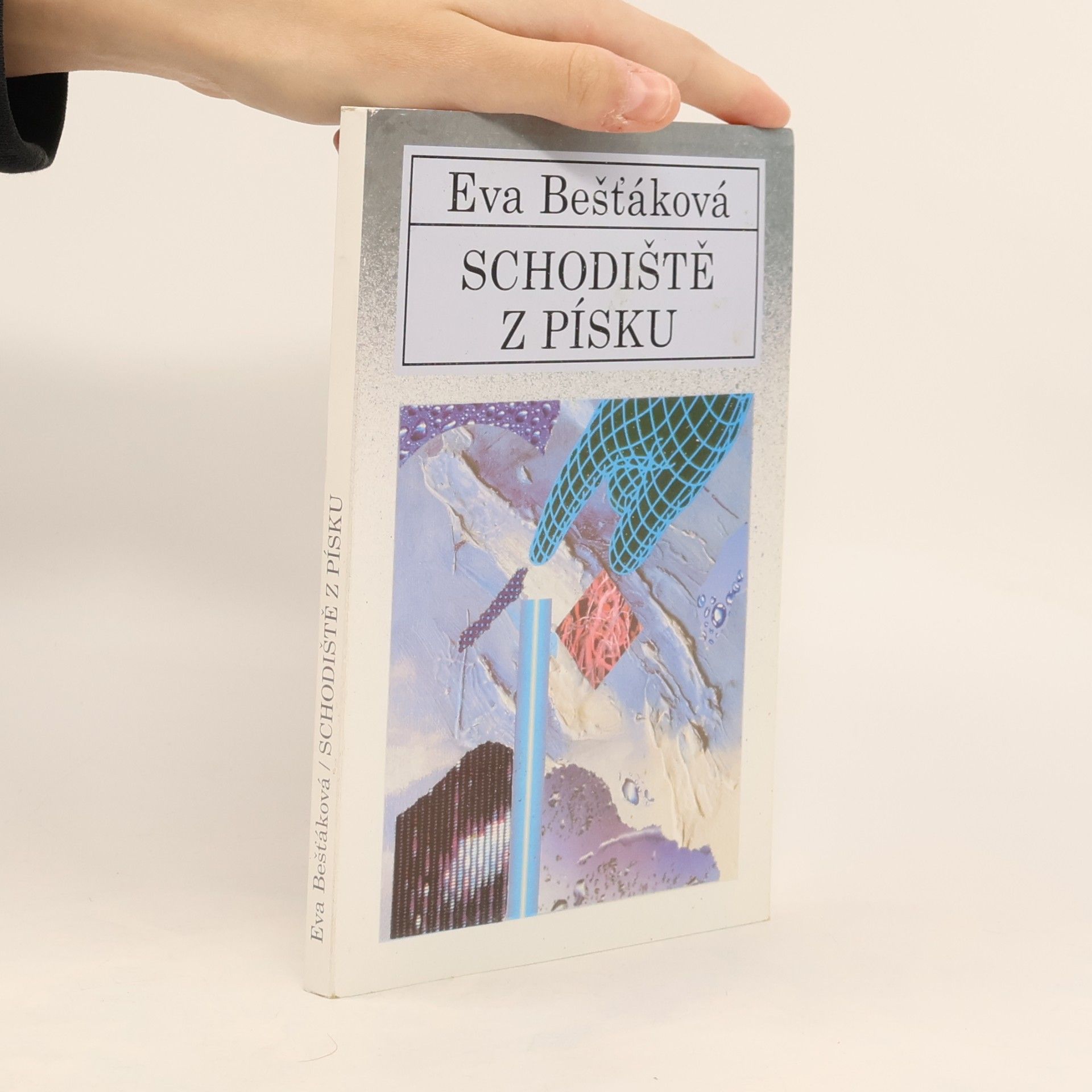 Eva Bešťáková Schodiště z písku