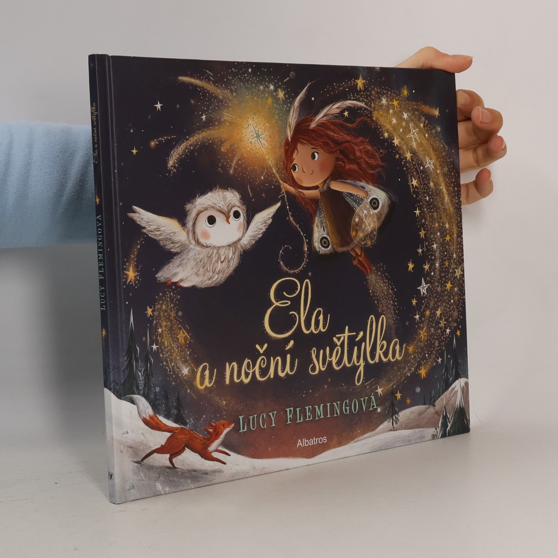 Lucy Fleming Ela a noční světýlka