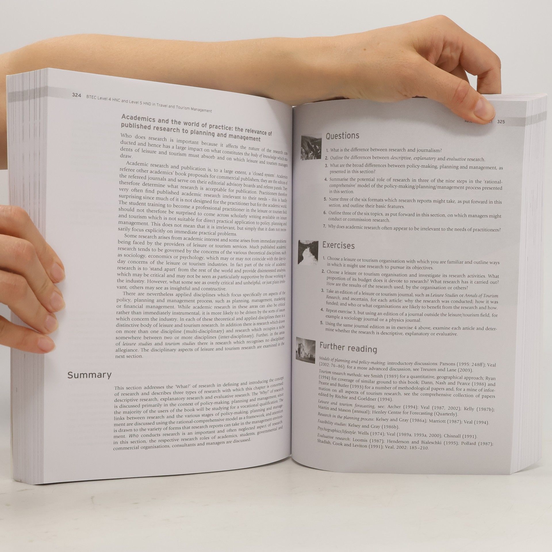 Christopher Holloway BTEC Travel and Tourism Management Study Guide Level 4 HNC, Level 5 HND