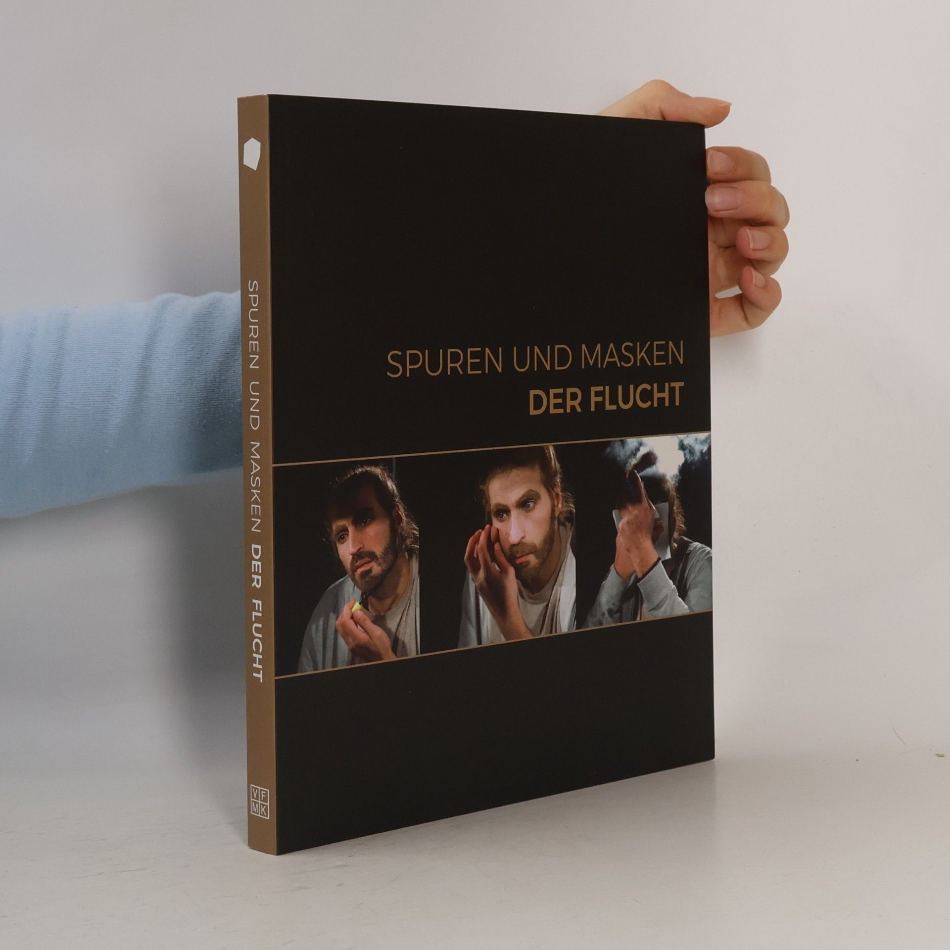 Spuren und Masken der Flucht