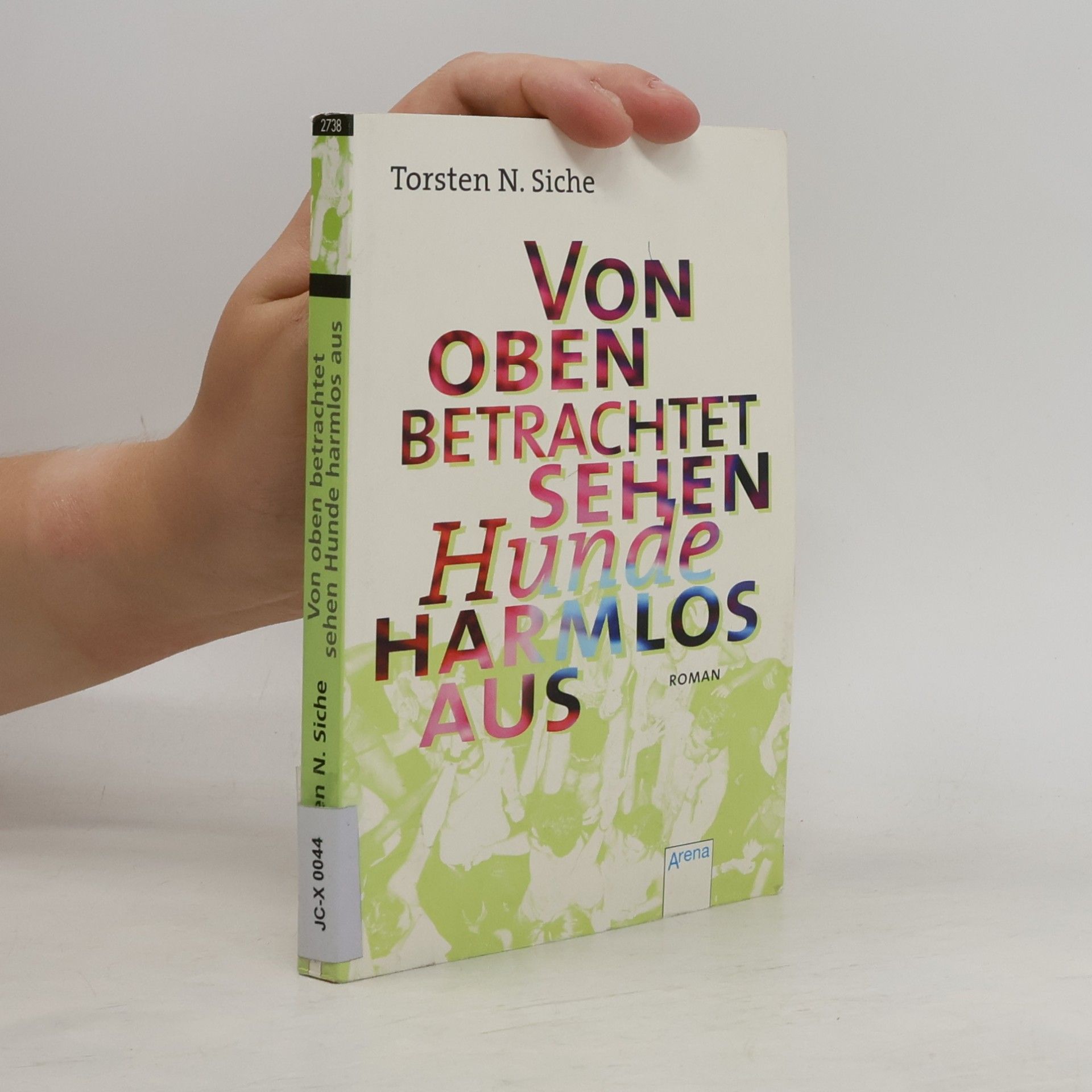 Torsten N. Siche Von oben betrachtet sehen Hunde harmlos aus