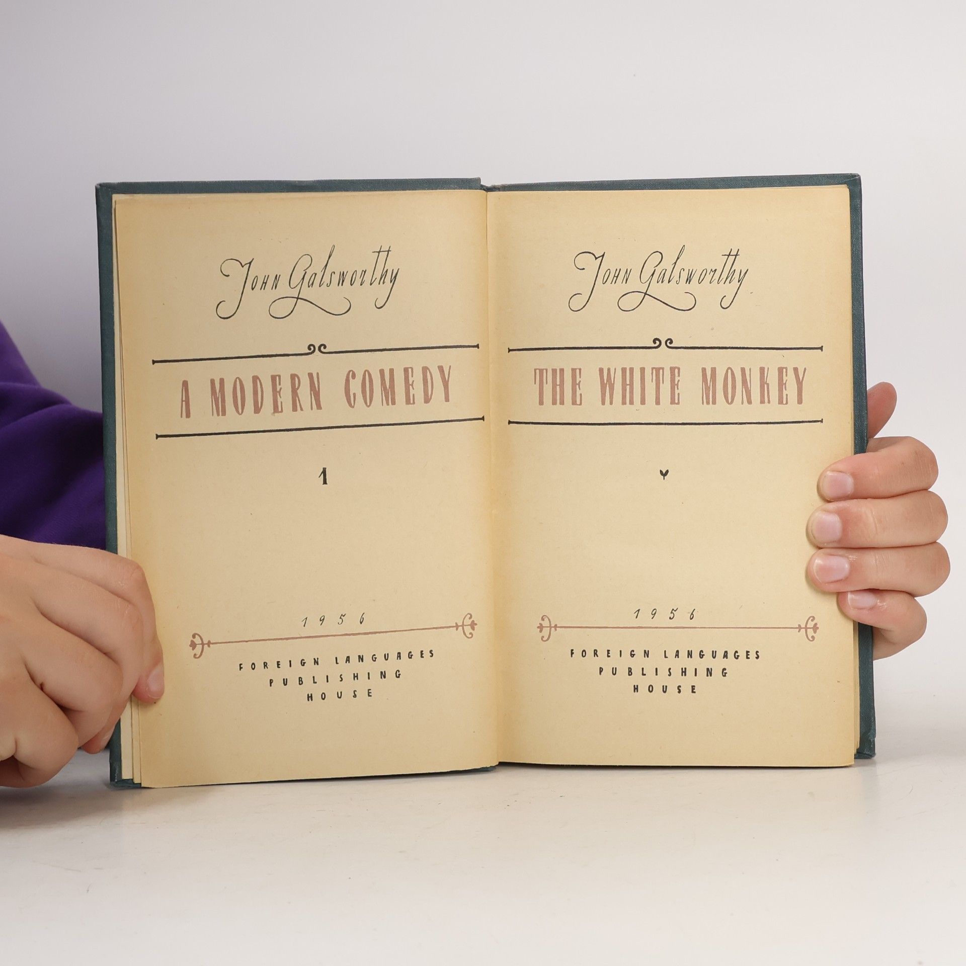 John Galsworthy A Modern Comedy 1