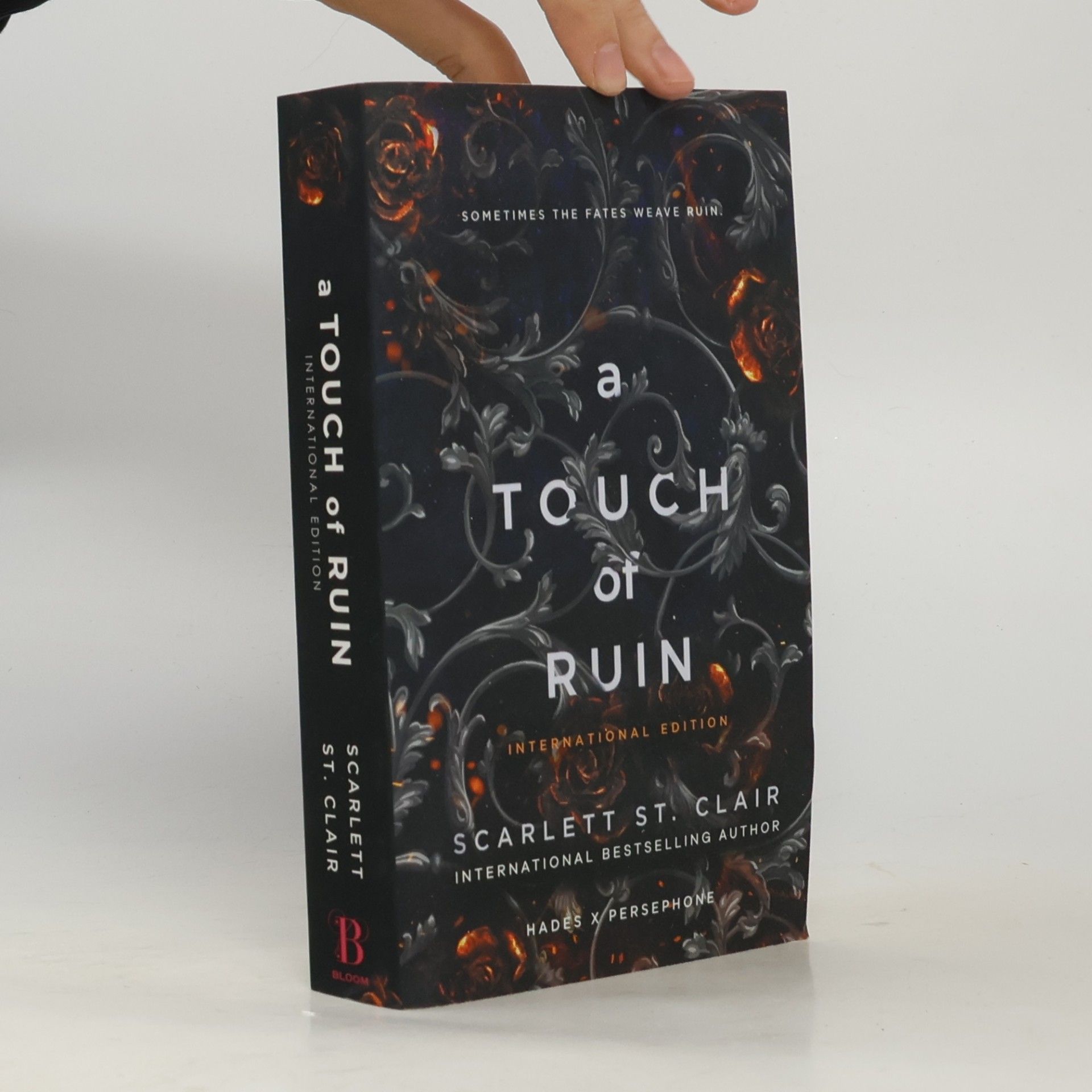 Scarlett St. Clair A Touch of Ruin