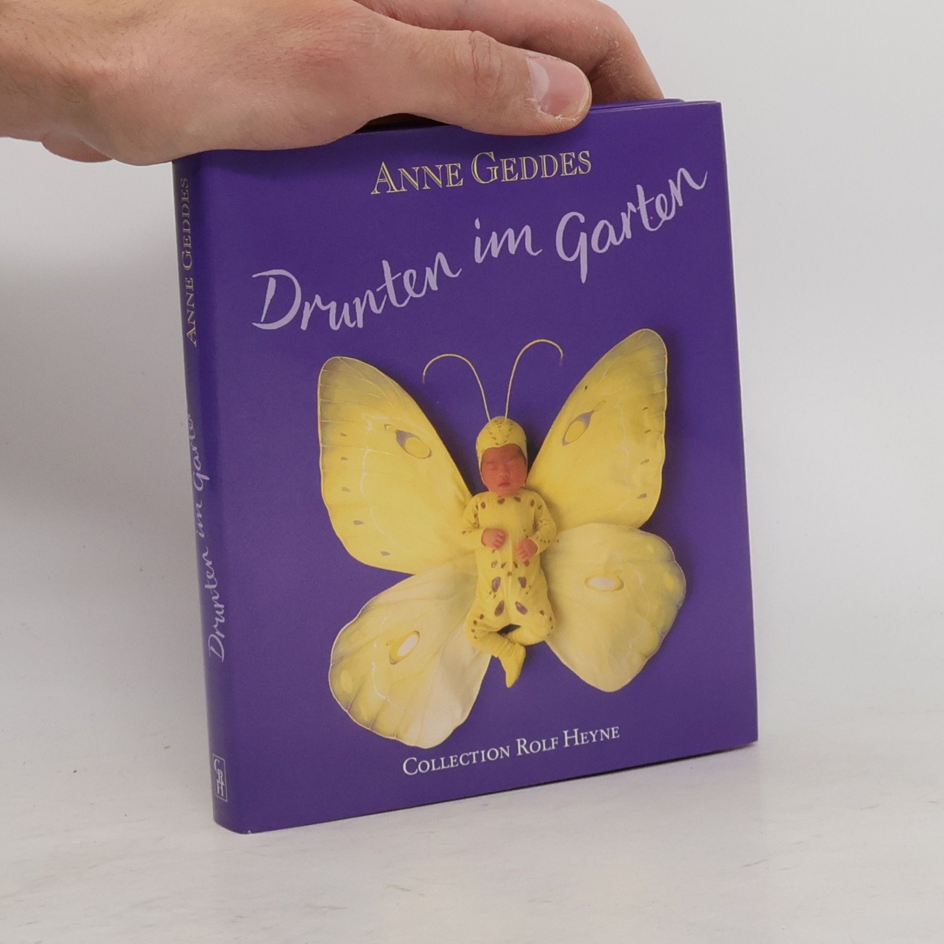 Anne Geddes Drunten im Garten