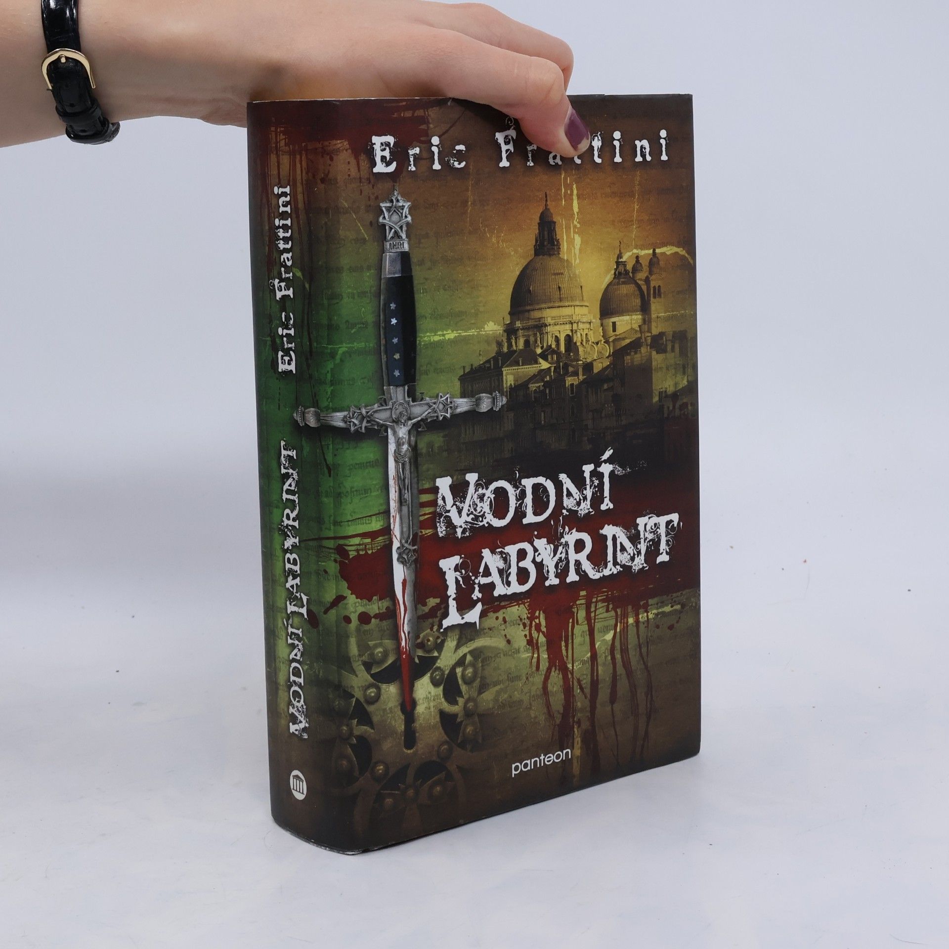 Eric Frattini Vodní labyrint