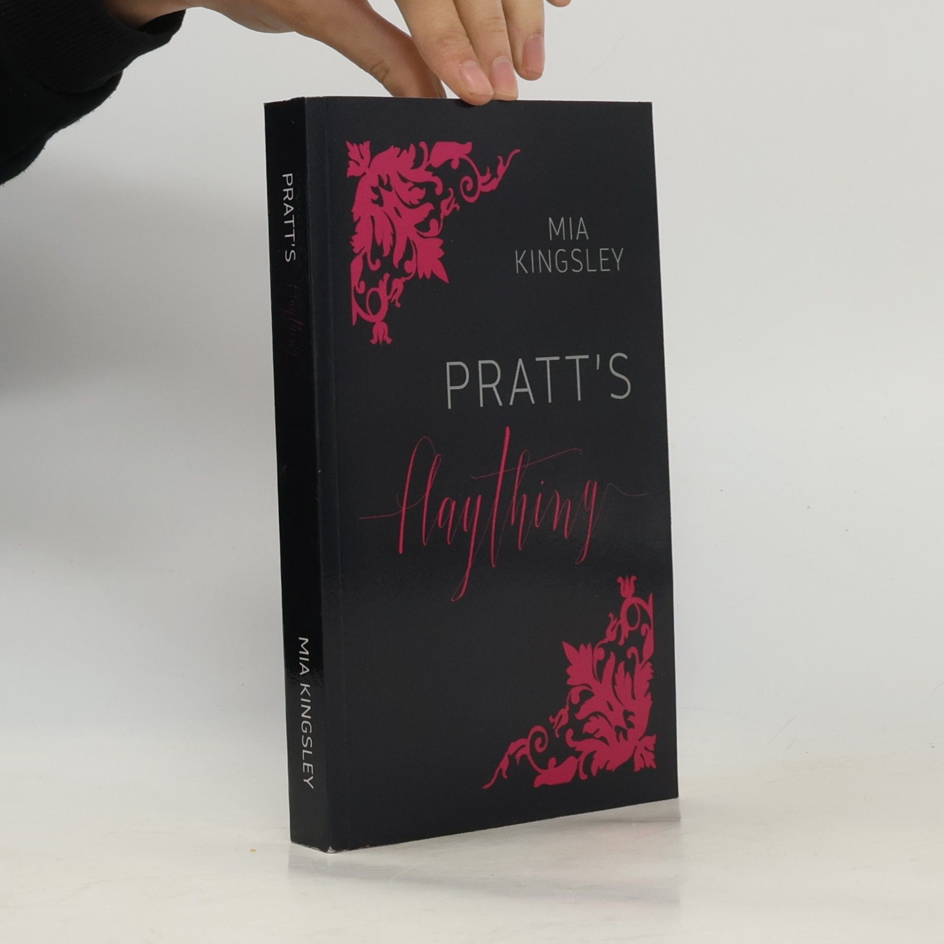 Mia Kingsley Pratt's plaything