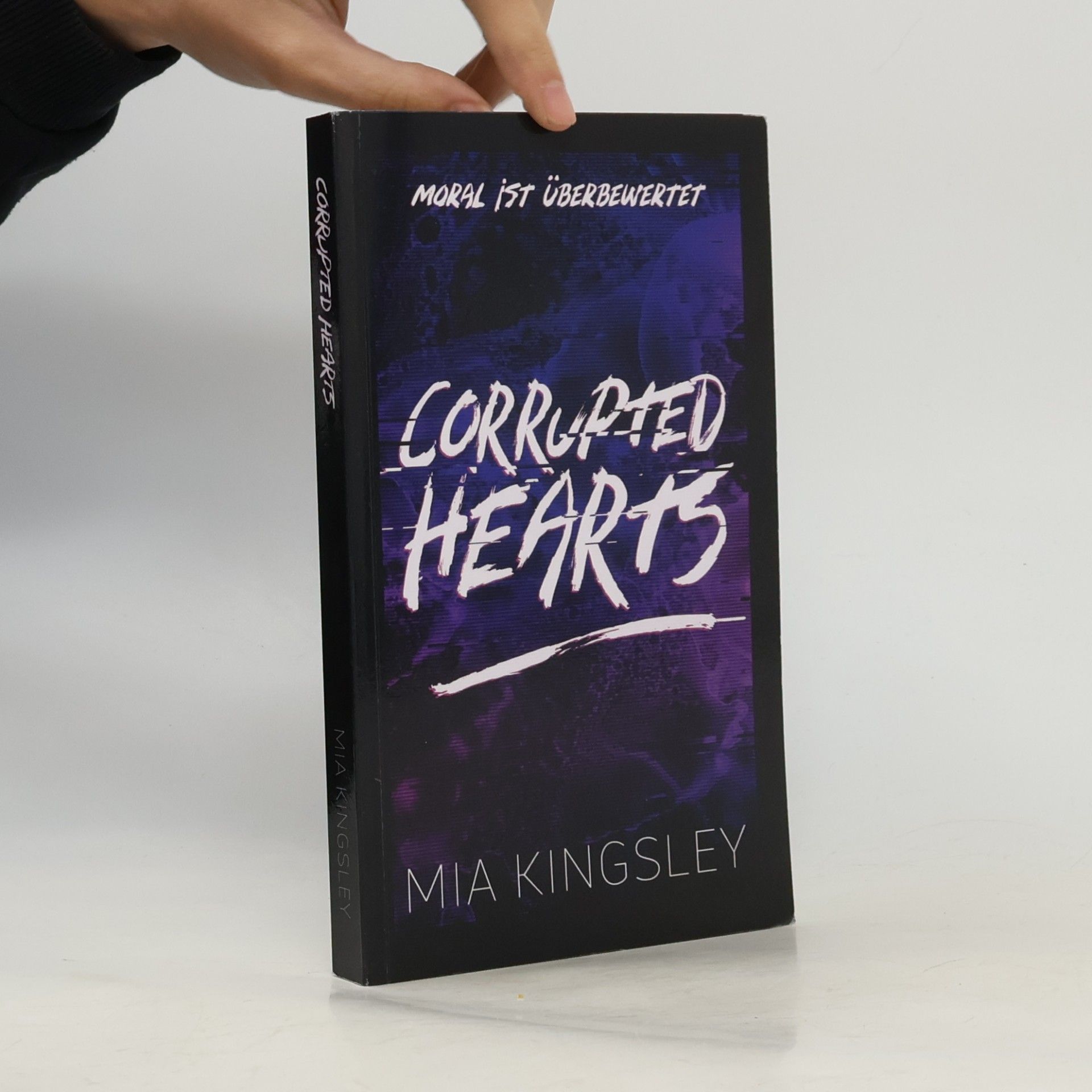 Mia Kingsley Corrupted Hearts