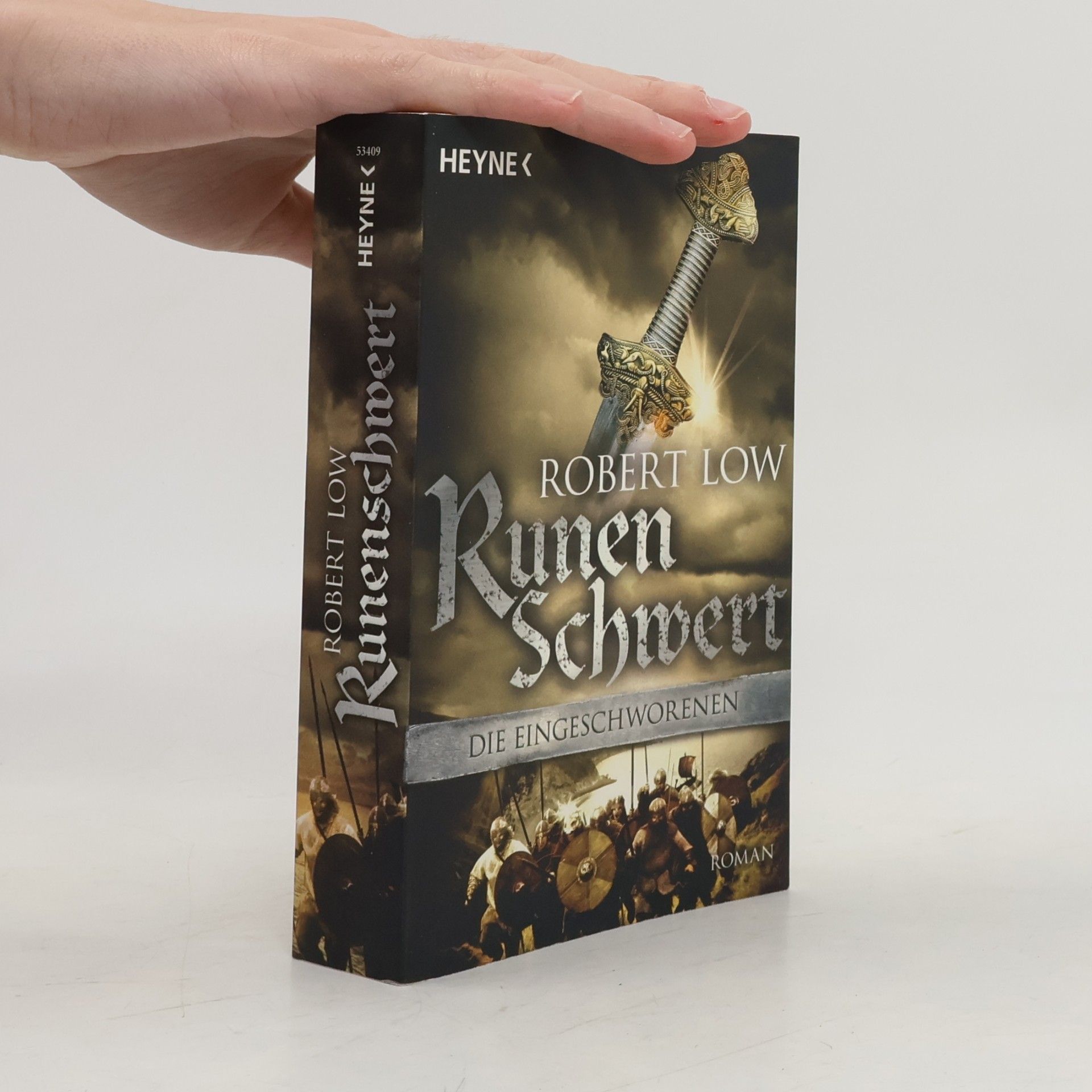 Robert Low Runenschwert