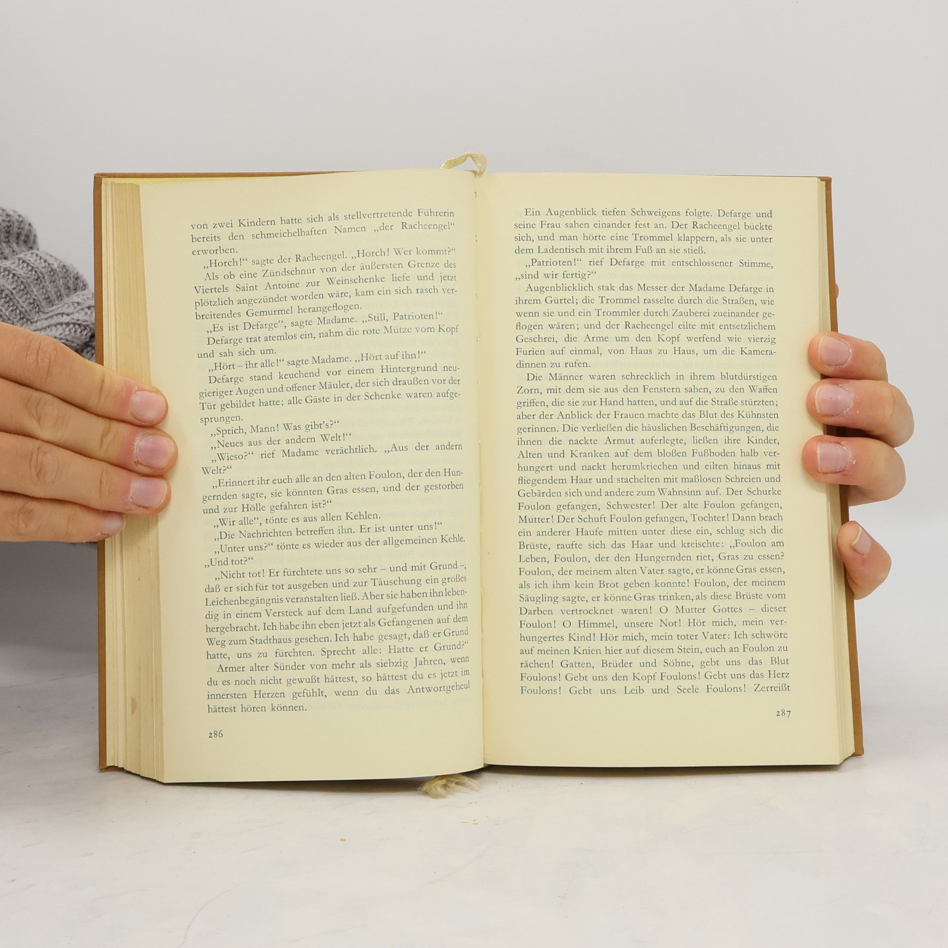 Charles Dickens Eine Geschichte zweier Städte. Harte Zeiten