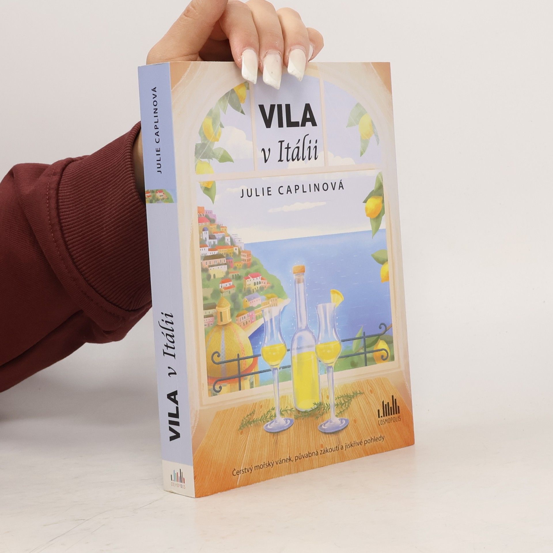 Julie Caplinová Vila v Itálii