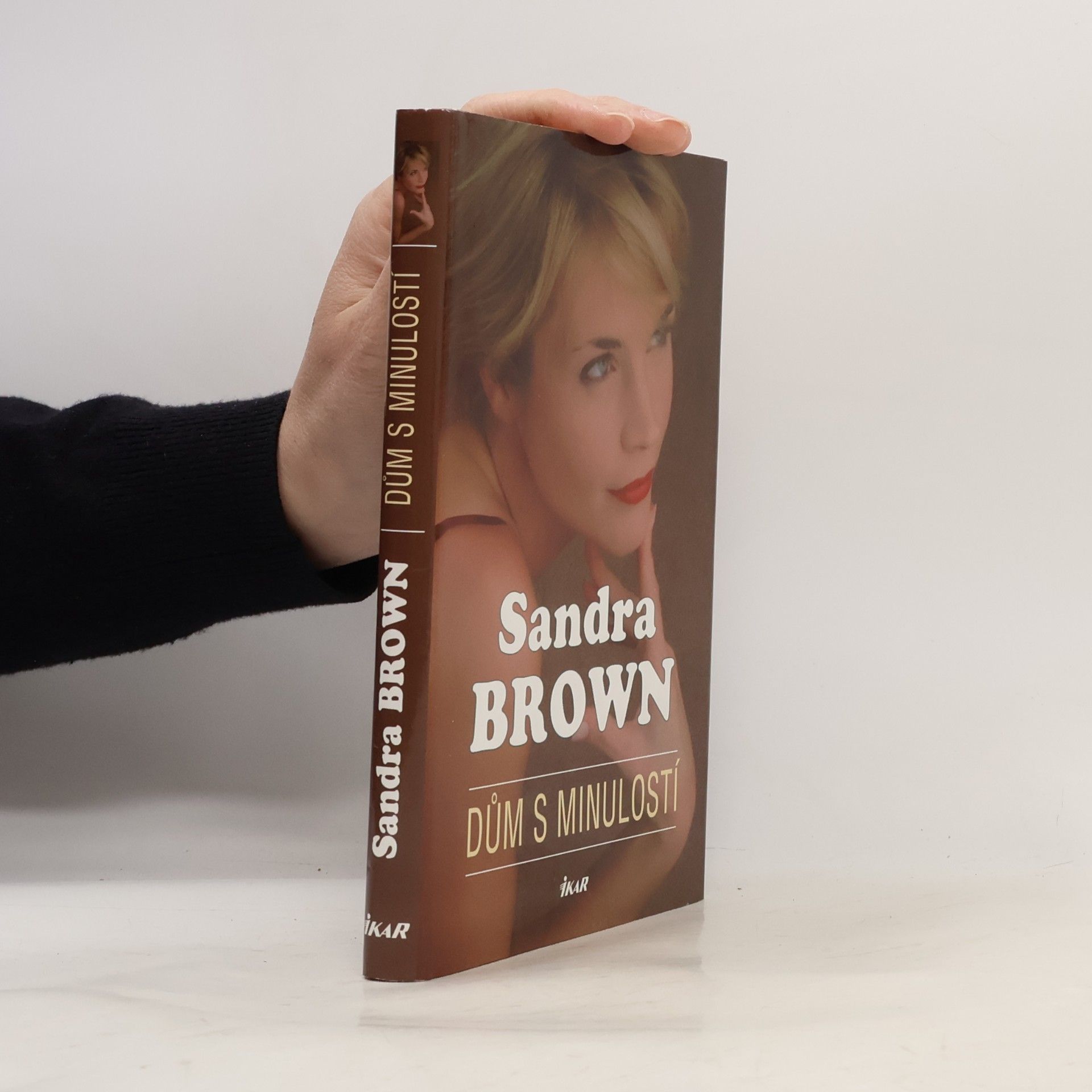 Sandra Brown Dům s minulostí