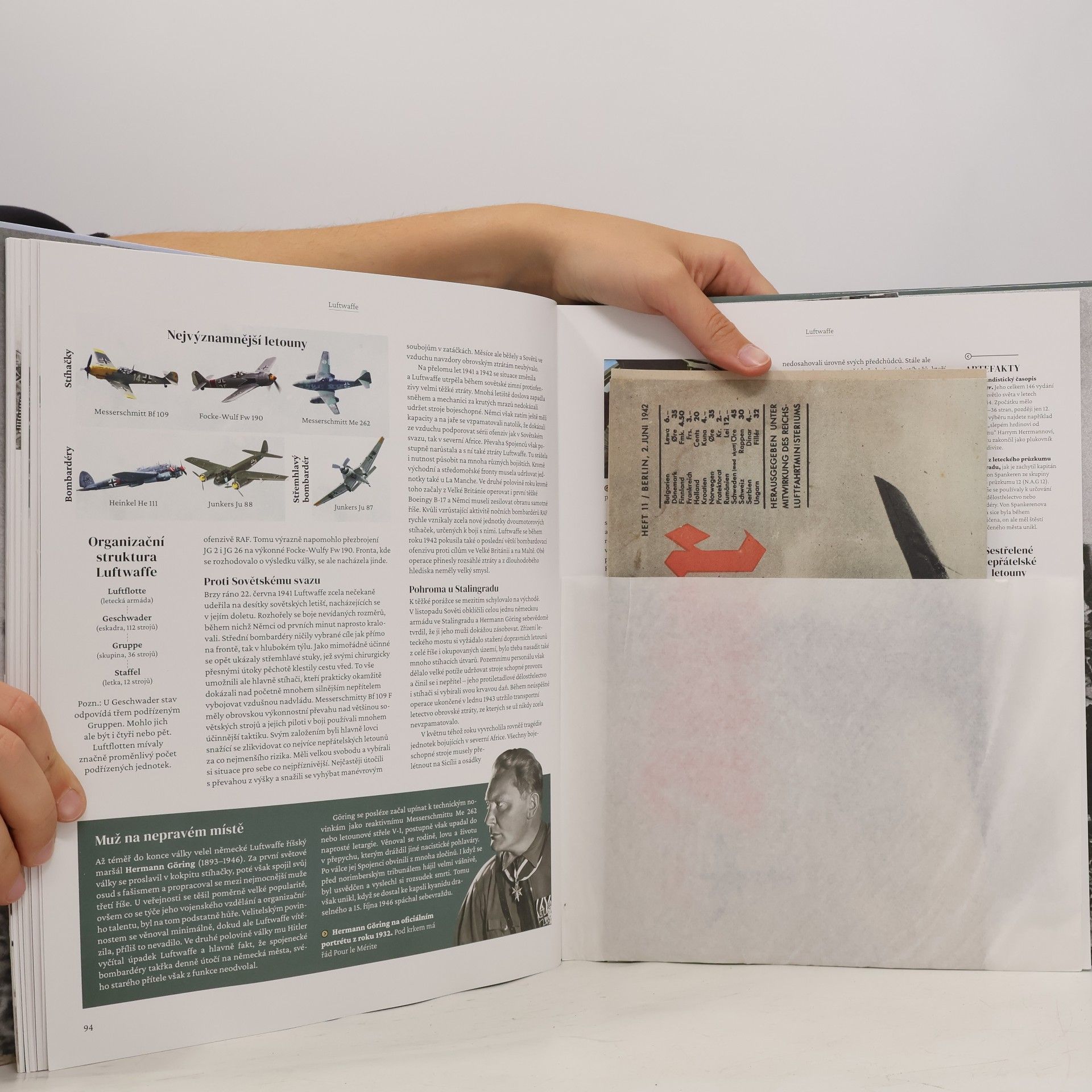 Collectif d'auteurs Wehrmacht 1935-1945: Vojáci, bitvy, zbraně