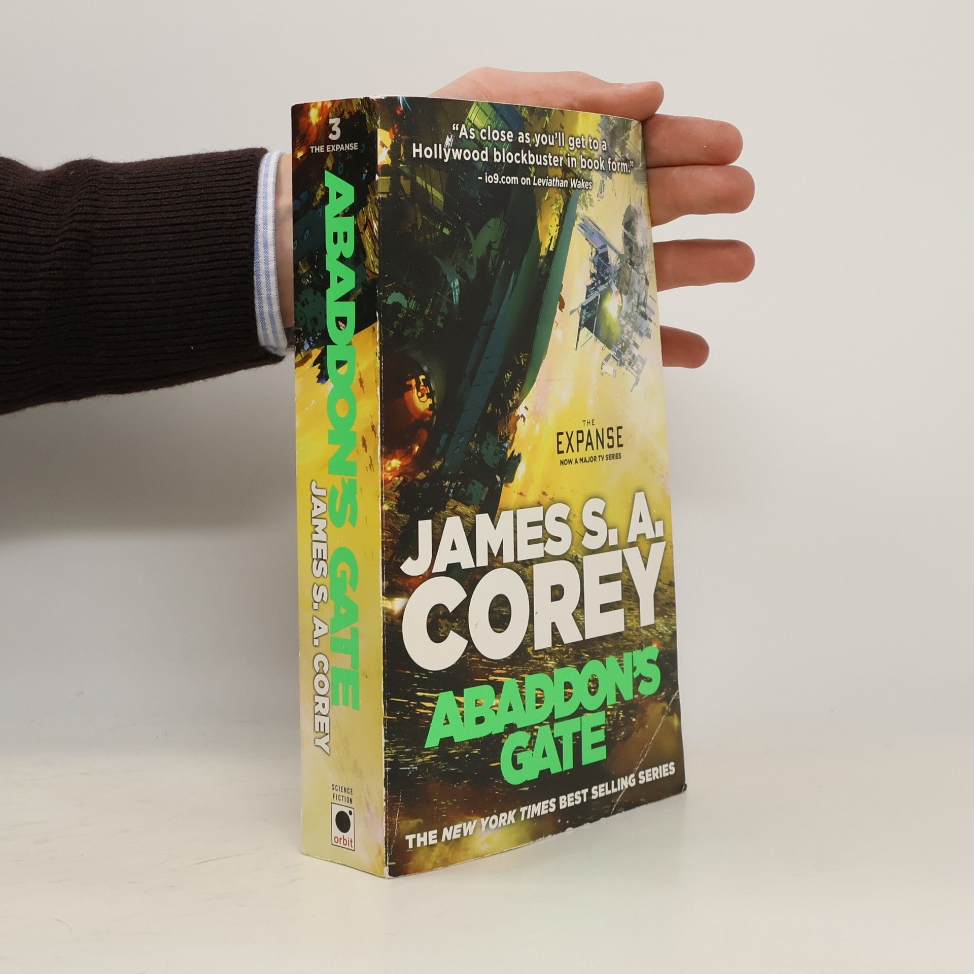 James S.A Corey Abaddon's gate