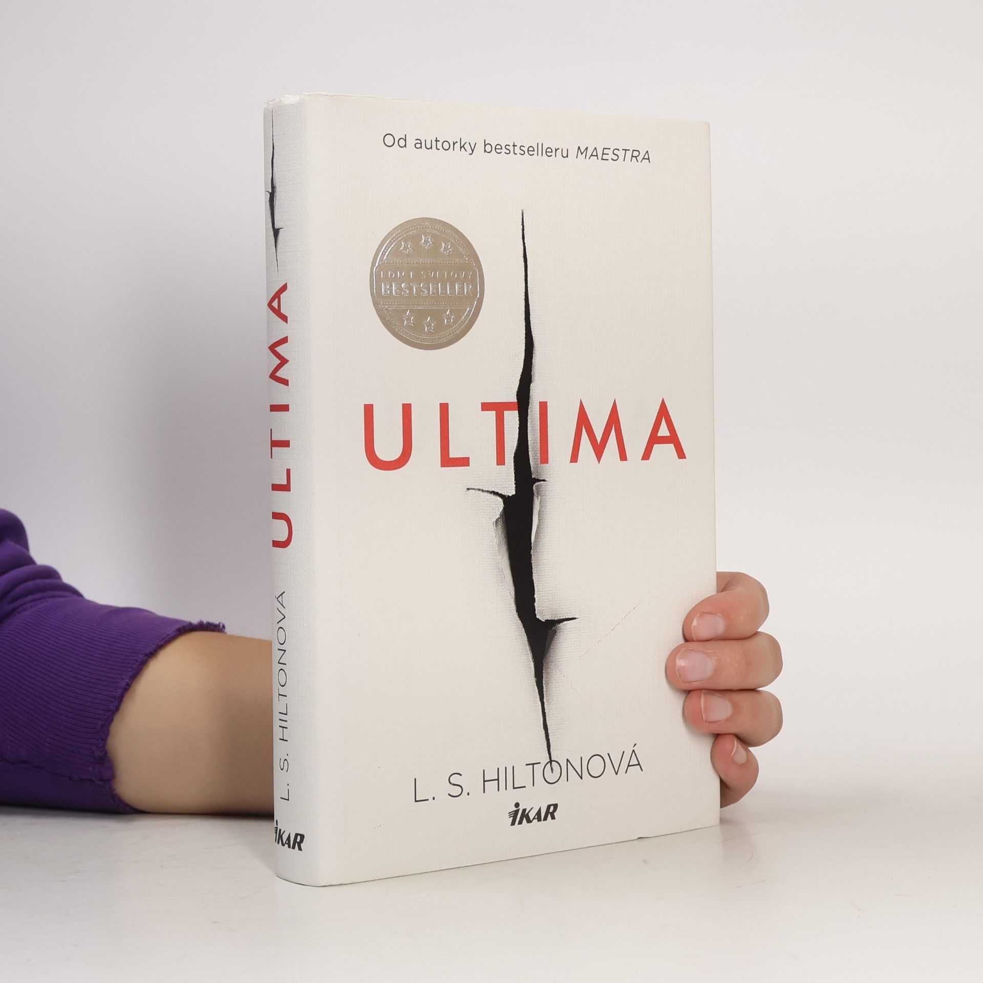 Lisa Hilton Ultima