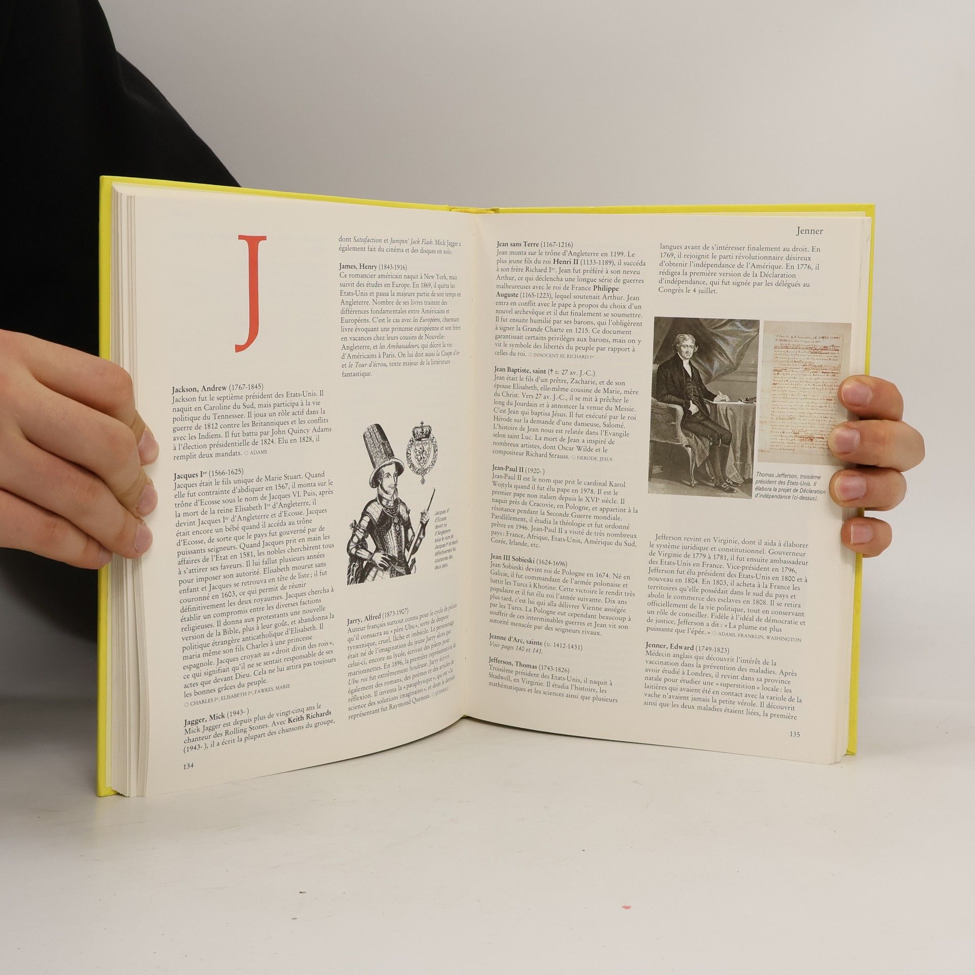 Autorenkollektiv Dictionnaire des hommes célèbres