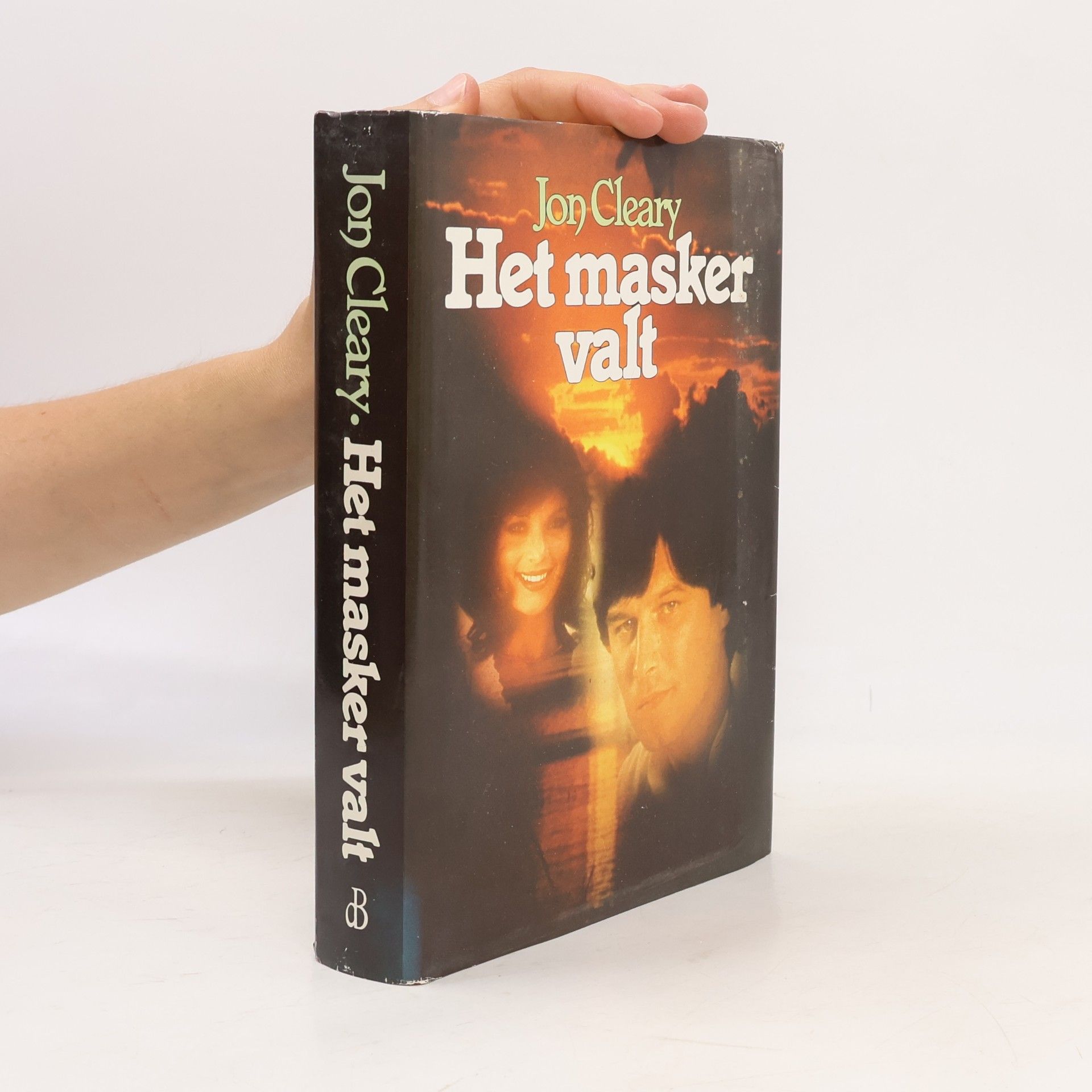John Stephen Cleary Het masker valt