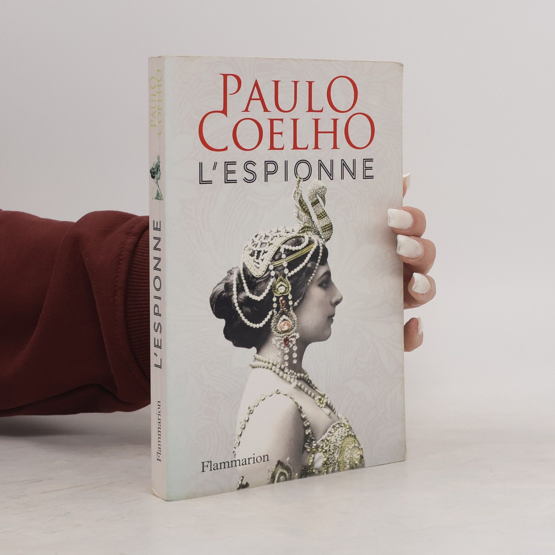 Paulo Coelho L'espionne