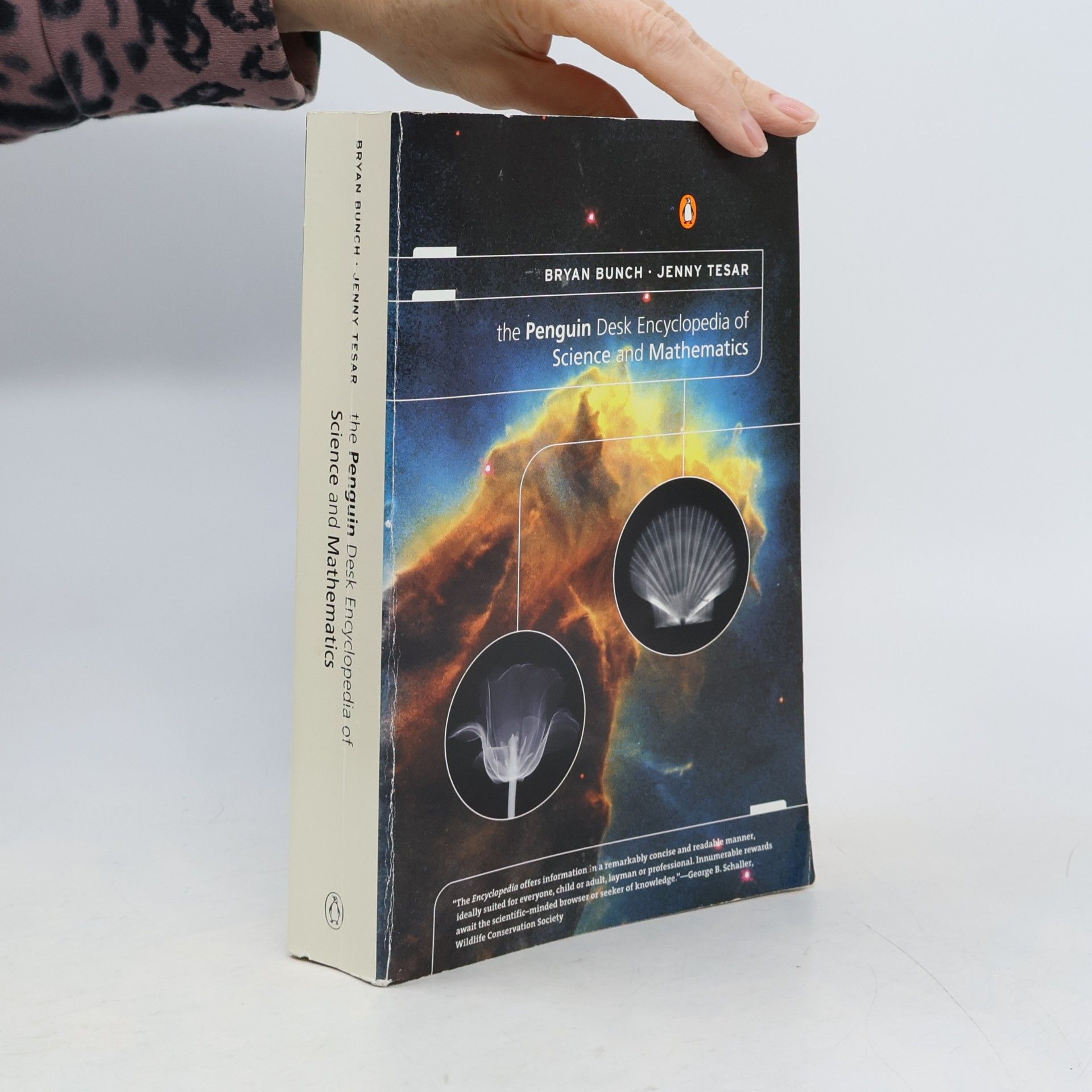 Jenny E. Tesar The Penguin Desk Encyclopedia of Science and Mathematics