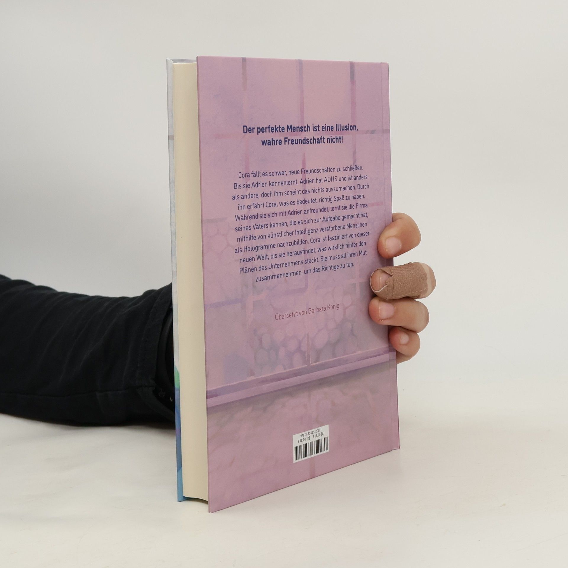 Elle McNicoll Zeig uns, wer du bist