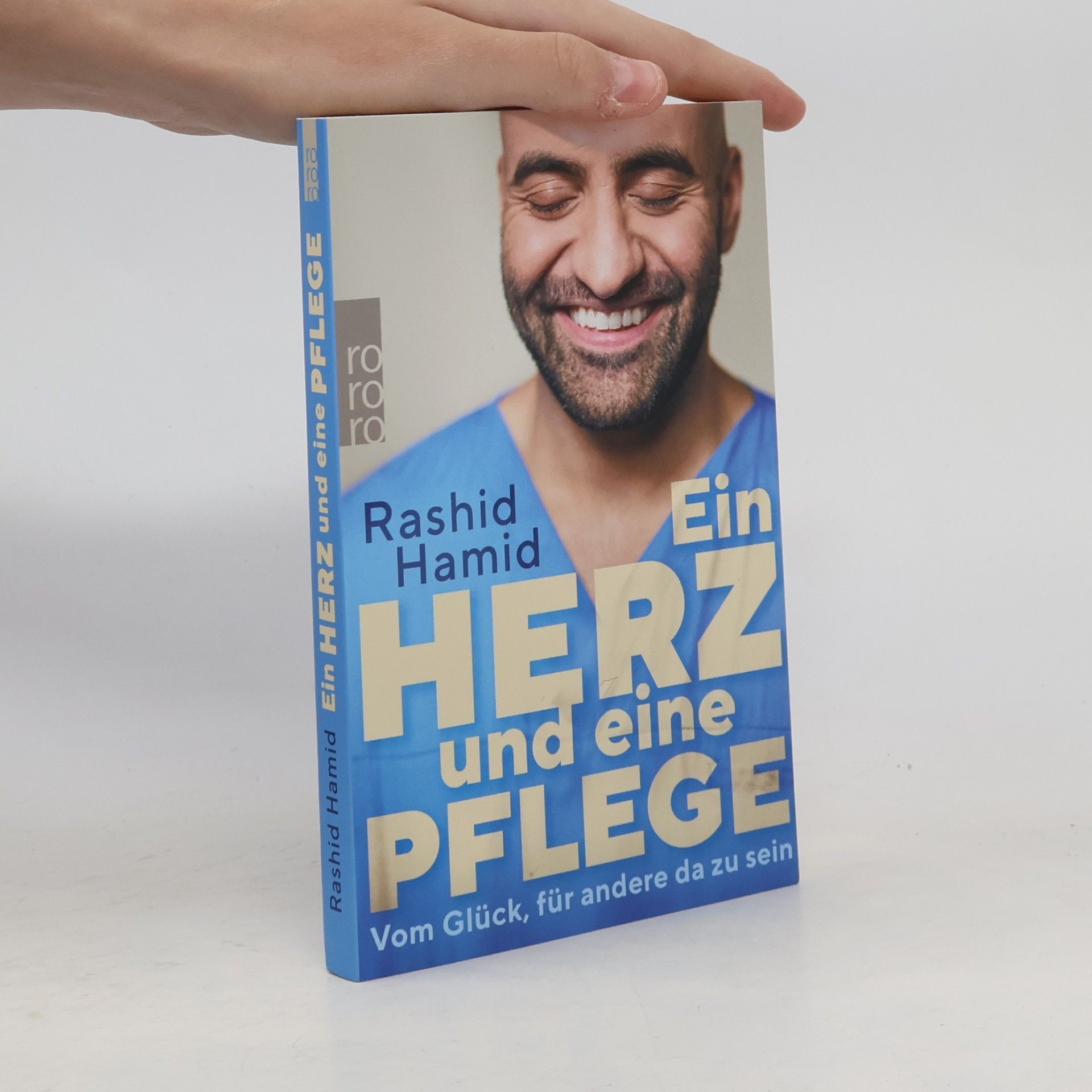 Ein Herz und eine Pflege