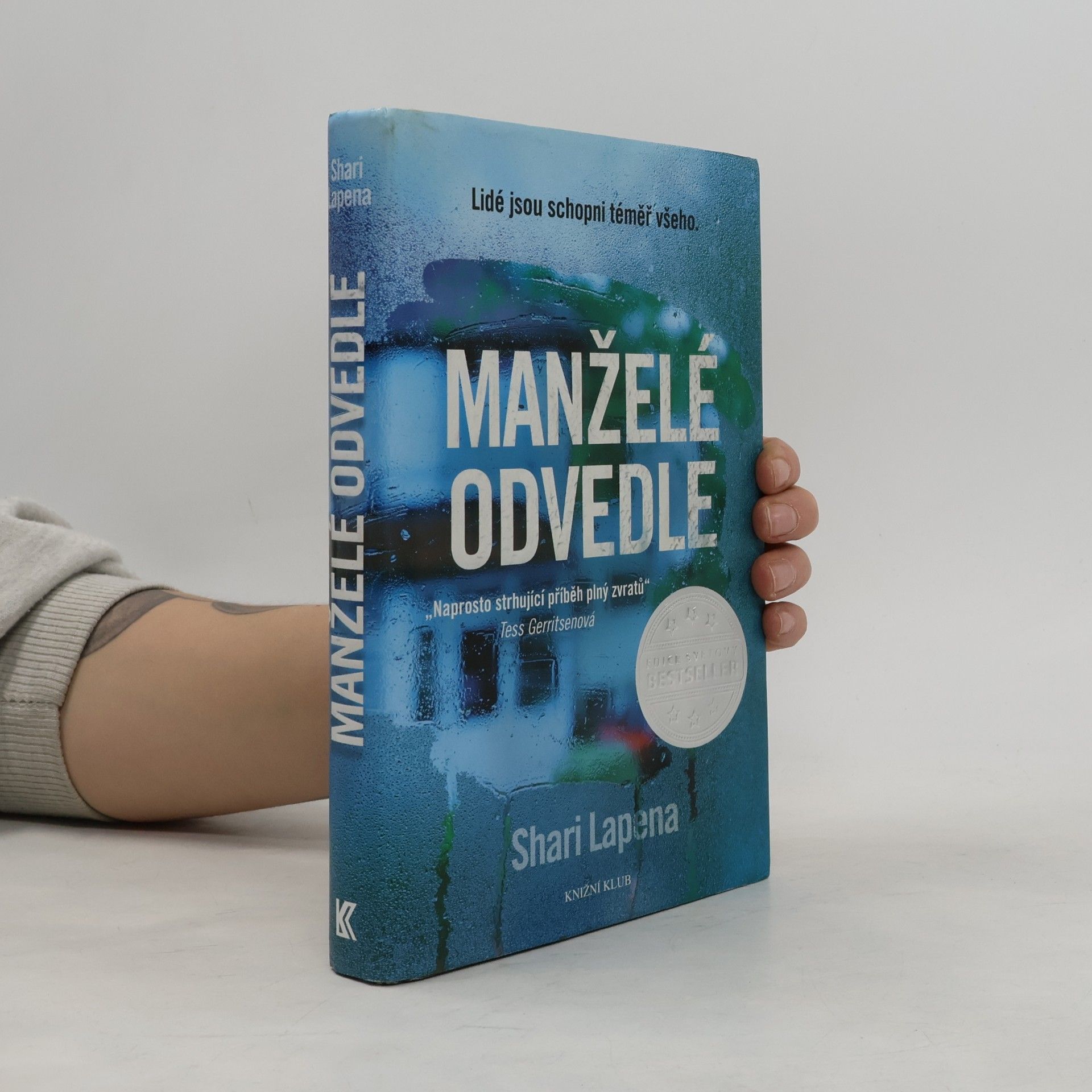 Shari Lapena Manželé odvedle