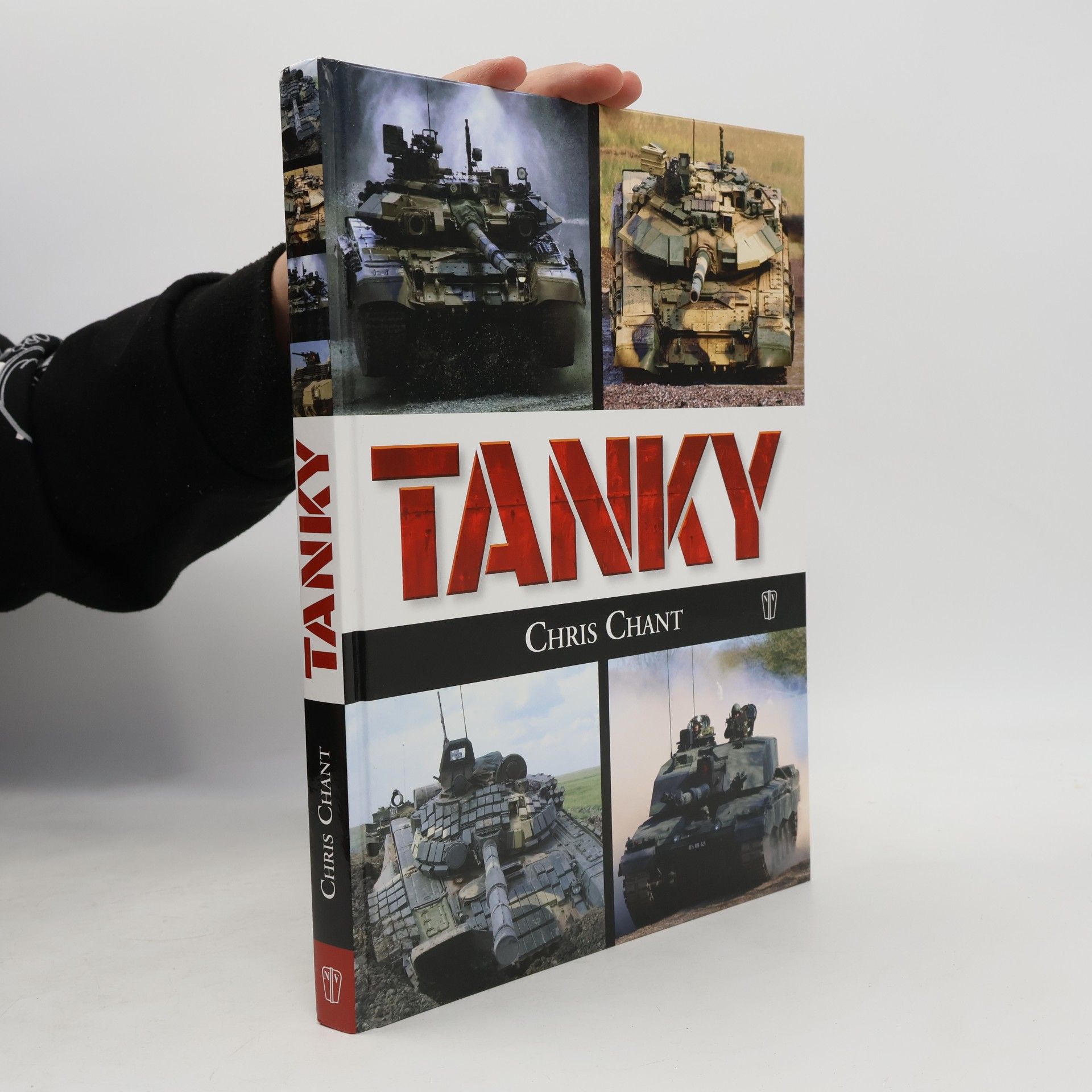 Christopher Chant Tanky