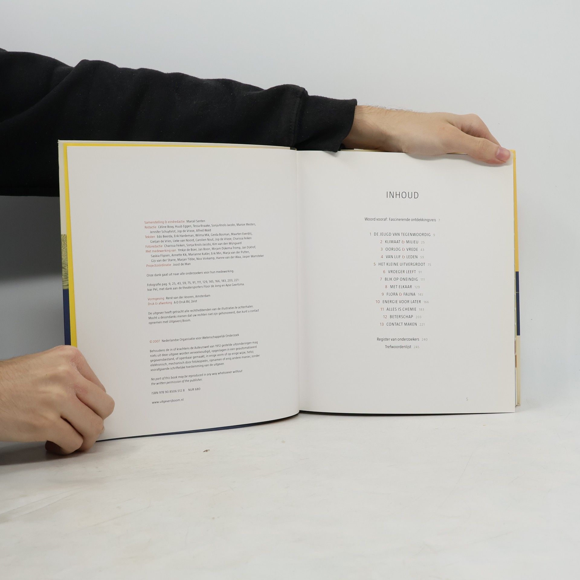 Various authors Op onderzoek