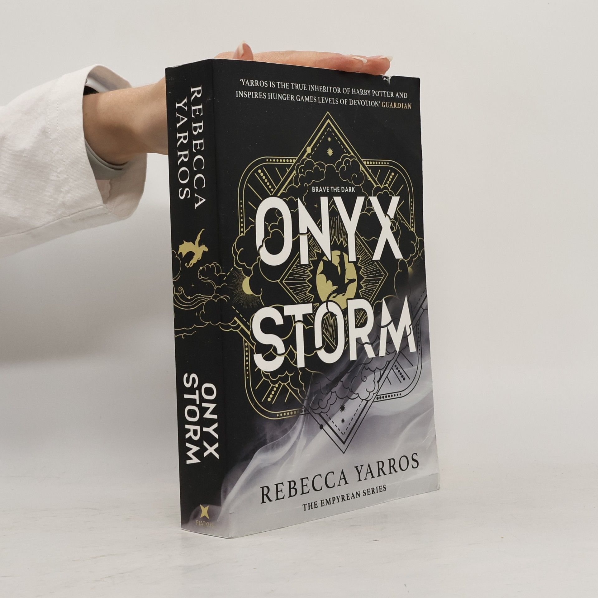 Rebecca Yarros Onyx Storm