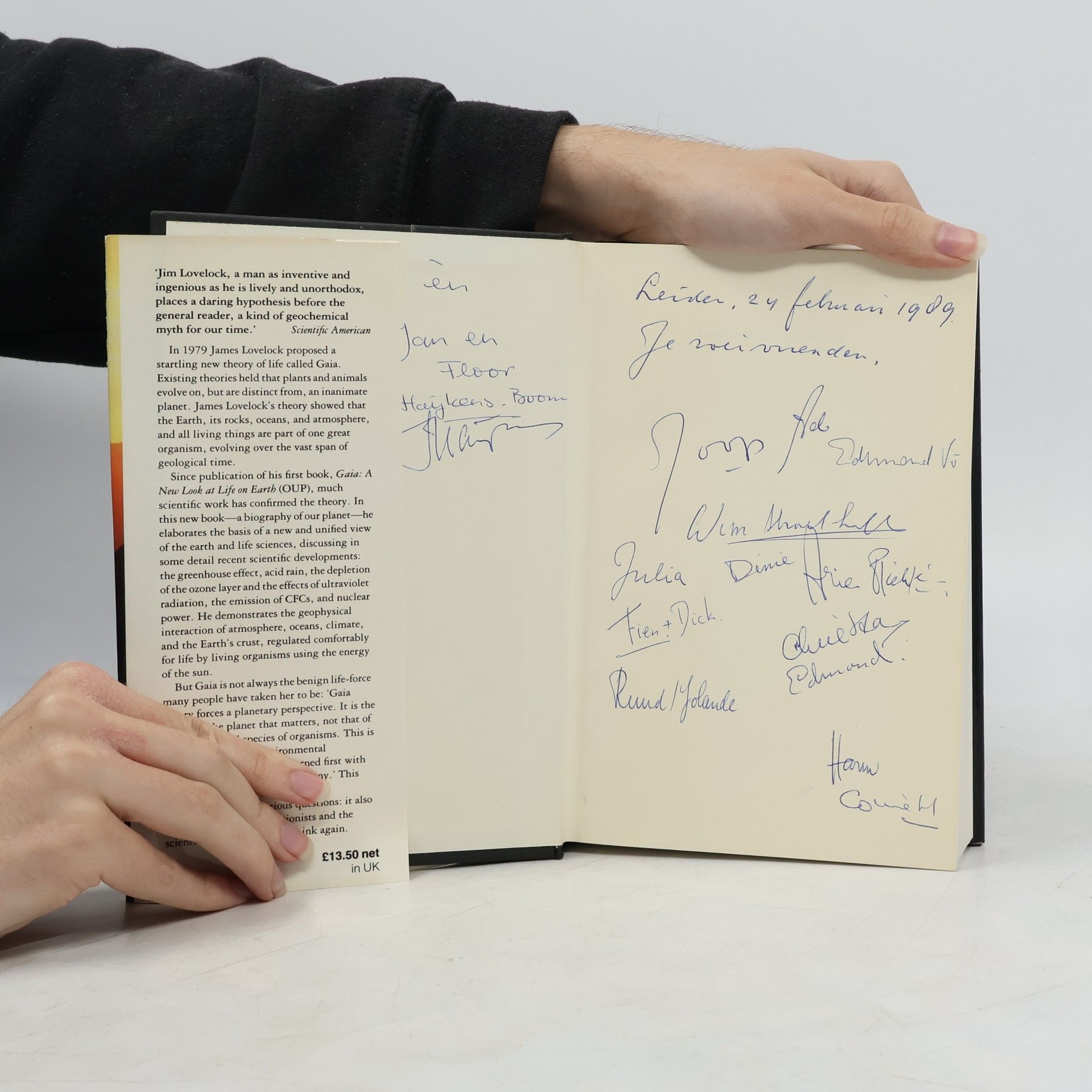James Lovelock The Ages of Gaia