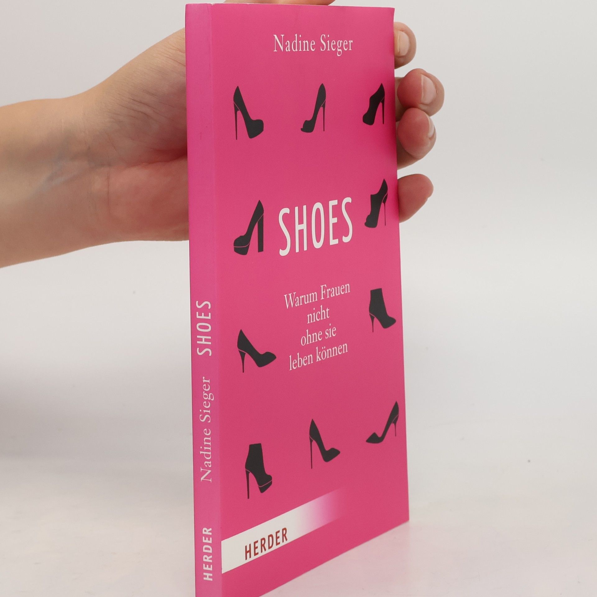 Linda Woolley Pratt Shoes
