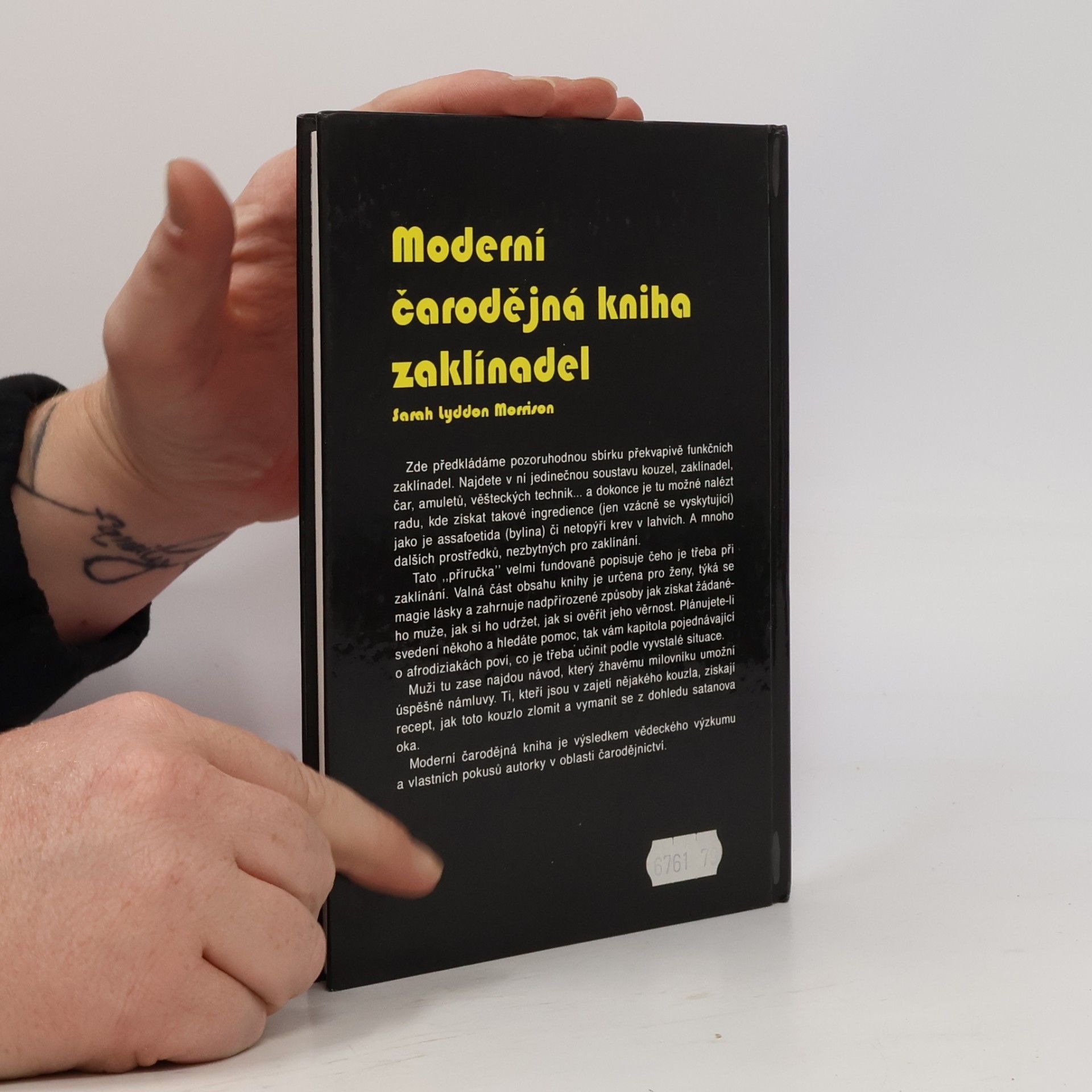 Sarah Lyddon Morrison Moderní čarodějná kniha zaklínadel