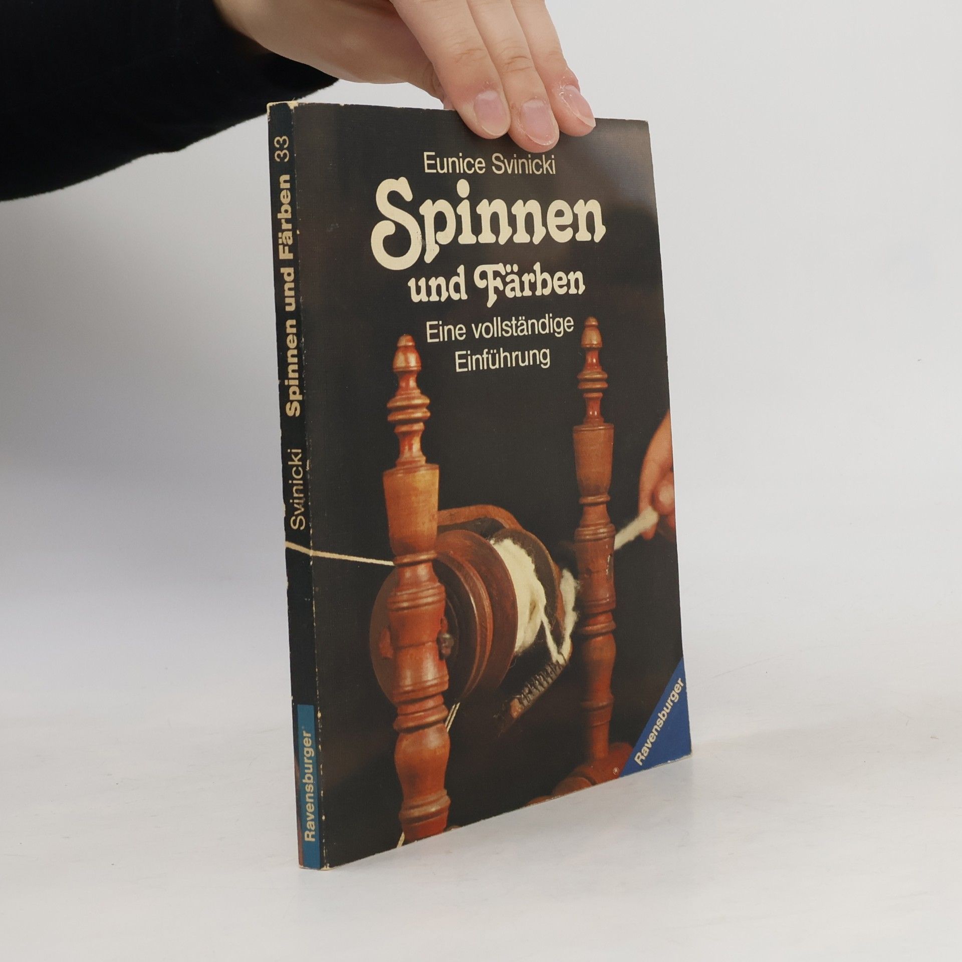 Eunice Svinicki Spinnen und Färben
