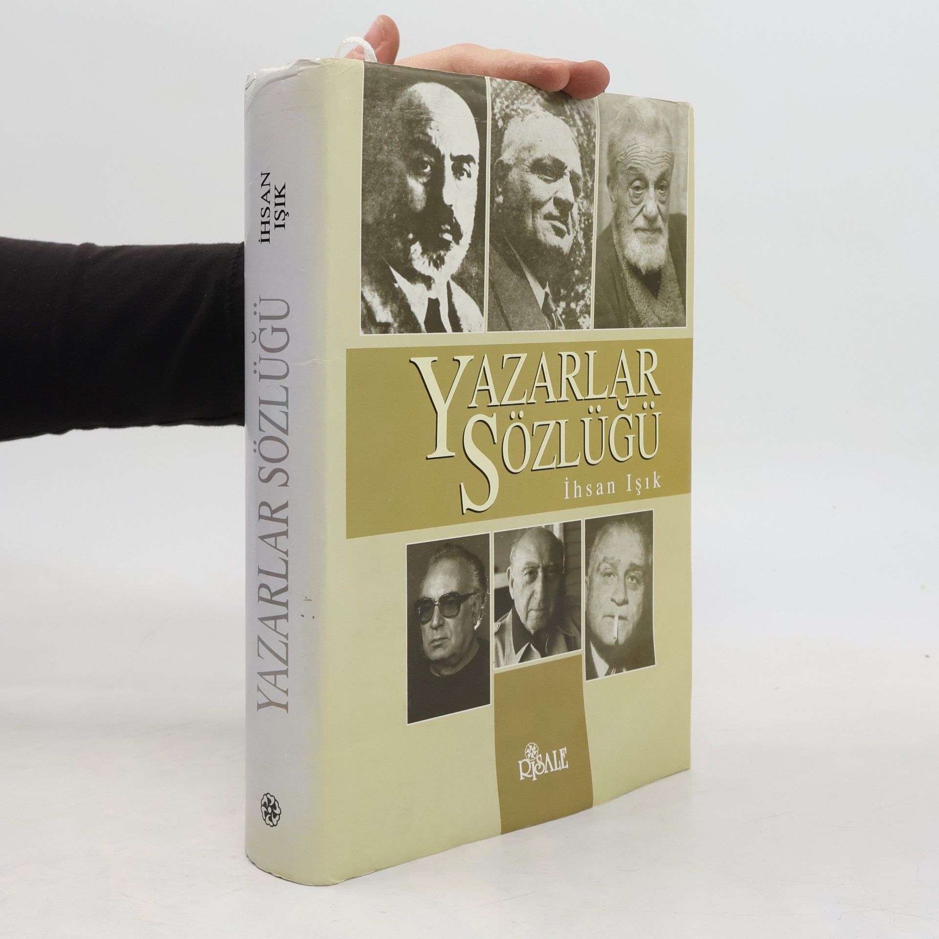 İhsan Işık Yazarlar Sözlüğü
